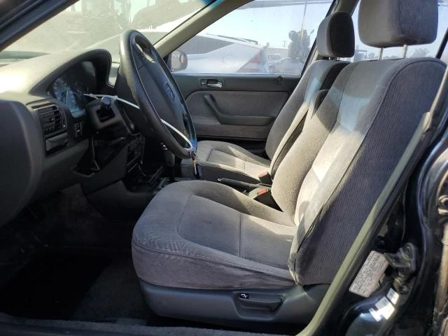 Photo 6 VIN: JHMCB7658NC056355 - HONDA ACCORD LX 