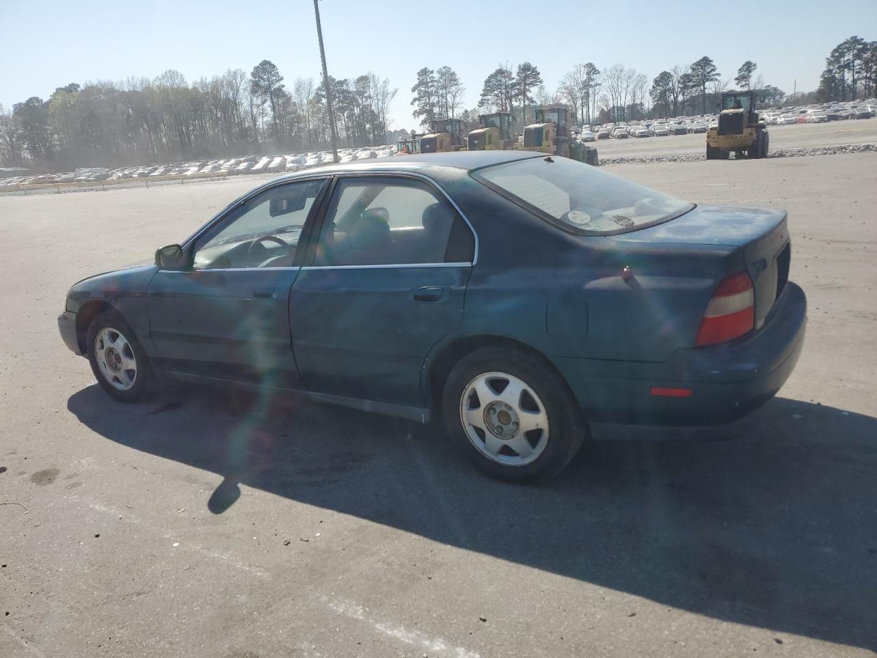 Photo 1 VIN: JHMCD5531RC010466 - HONDA ACCORD 