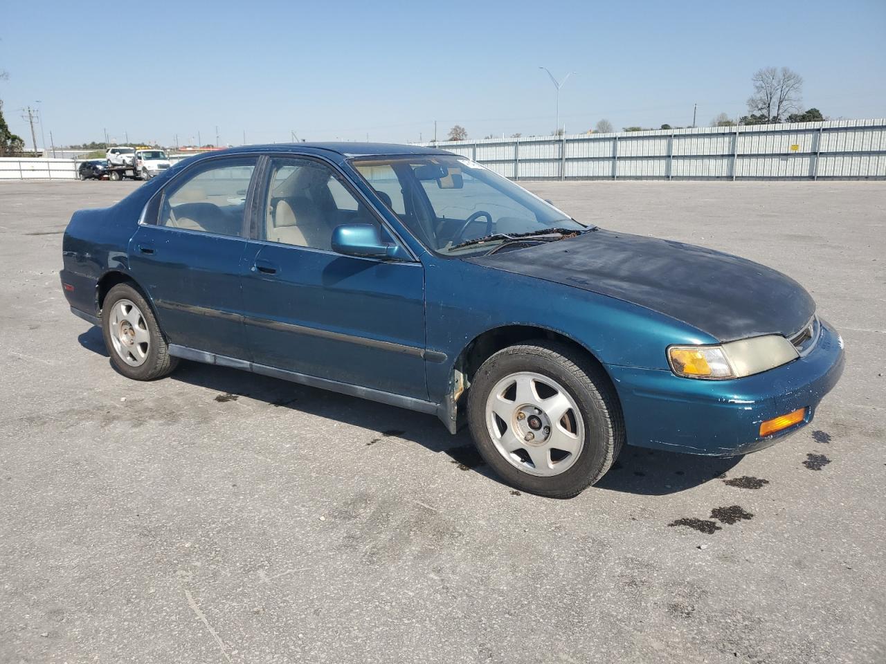 Photo 3 VIN: JHMCD5531RC010466 - HONDA ACCORD 