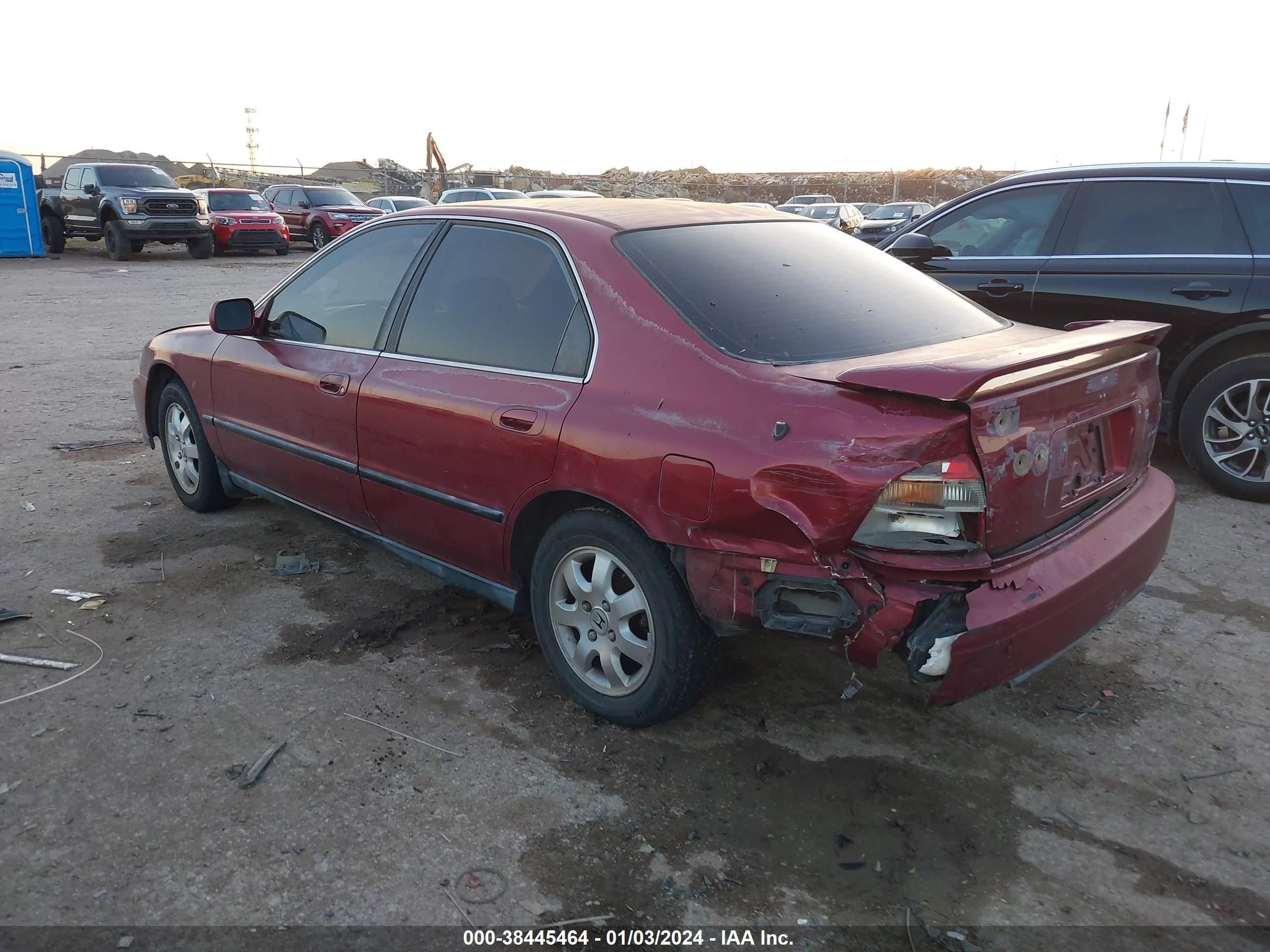 Photo 2 VIN: JHMCD5547RC040418 - HONDA ACCORD 