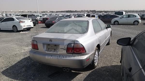 Photo 8 VIN: JHMCD55500C302549 - HONDA ACCORD 