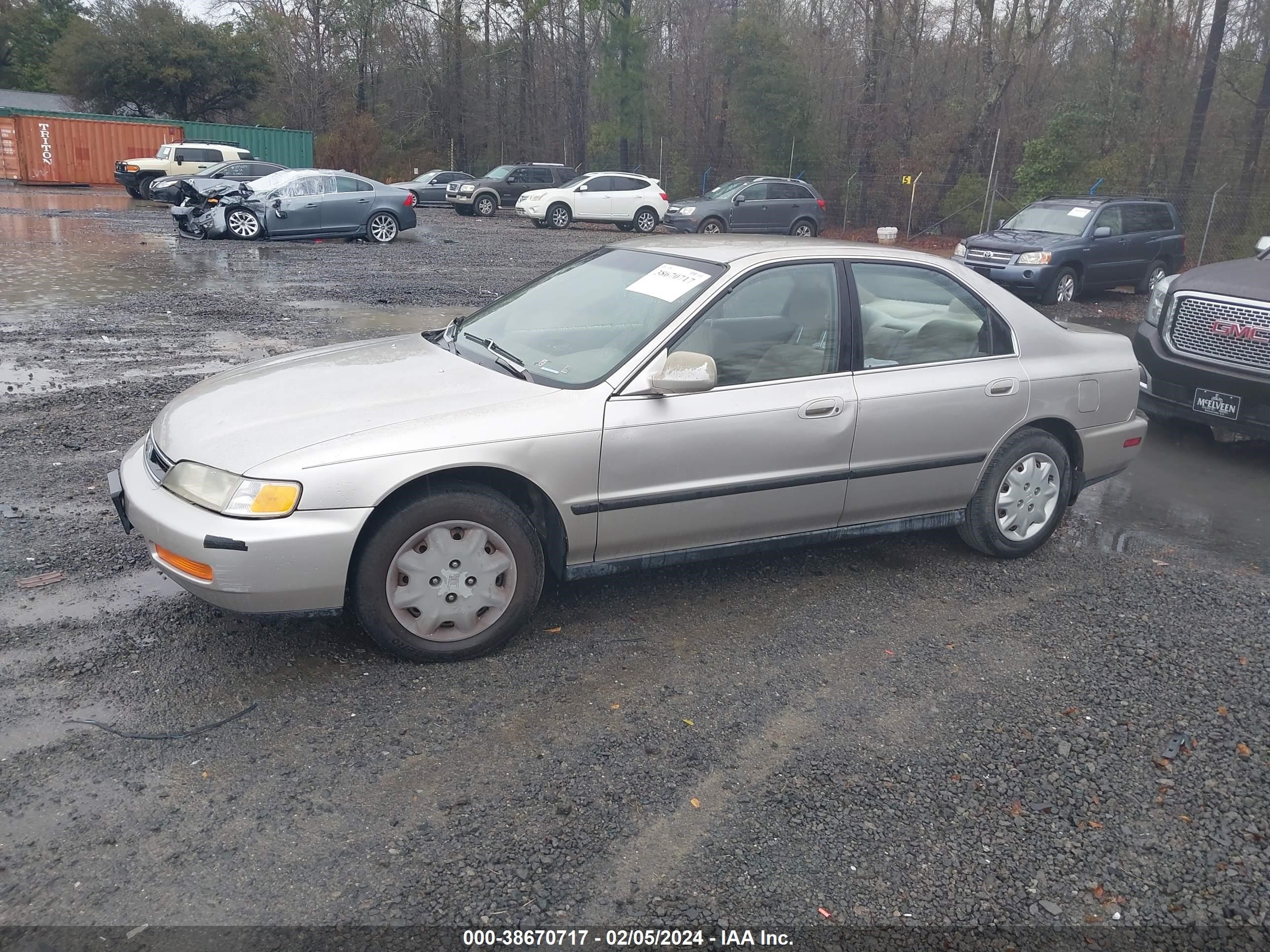 Photo 1 VIN: JHMCD5636VC008351 - HONDA ACCORD 