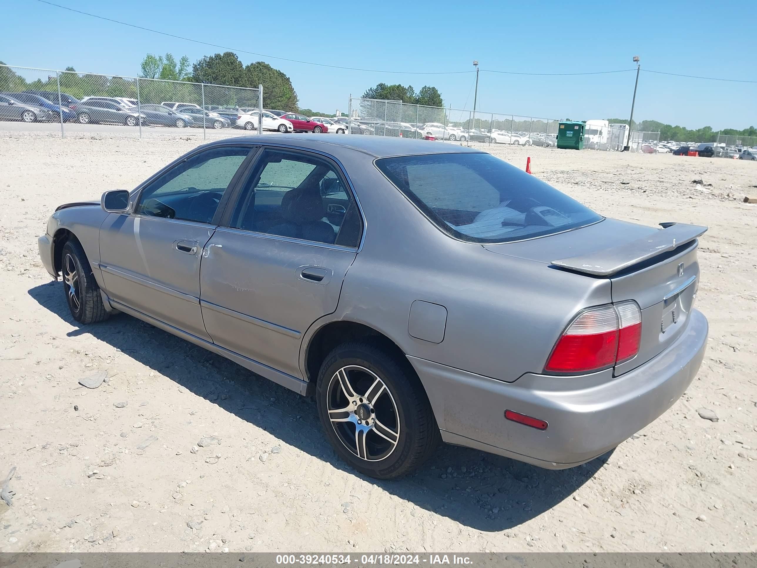 Photo 2 VIN: JHMCD5636VC021519 - HONDA ACCORD 