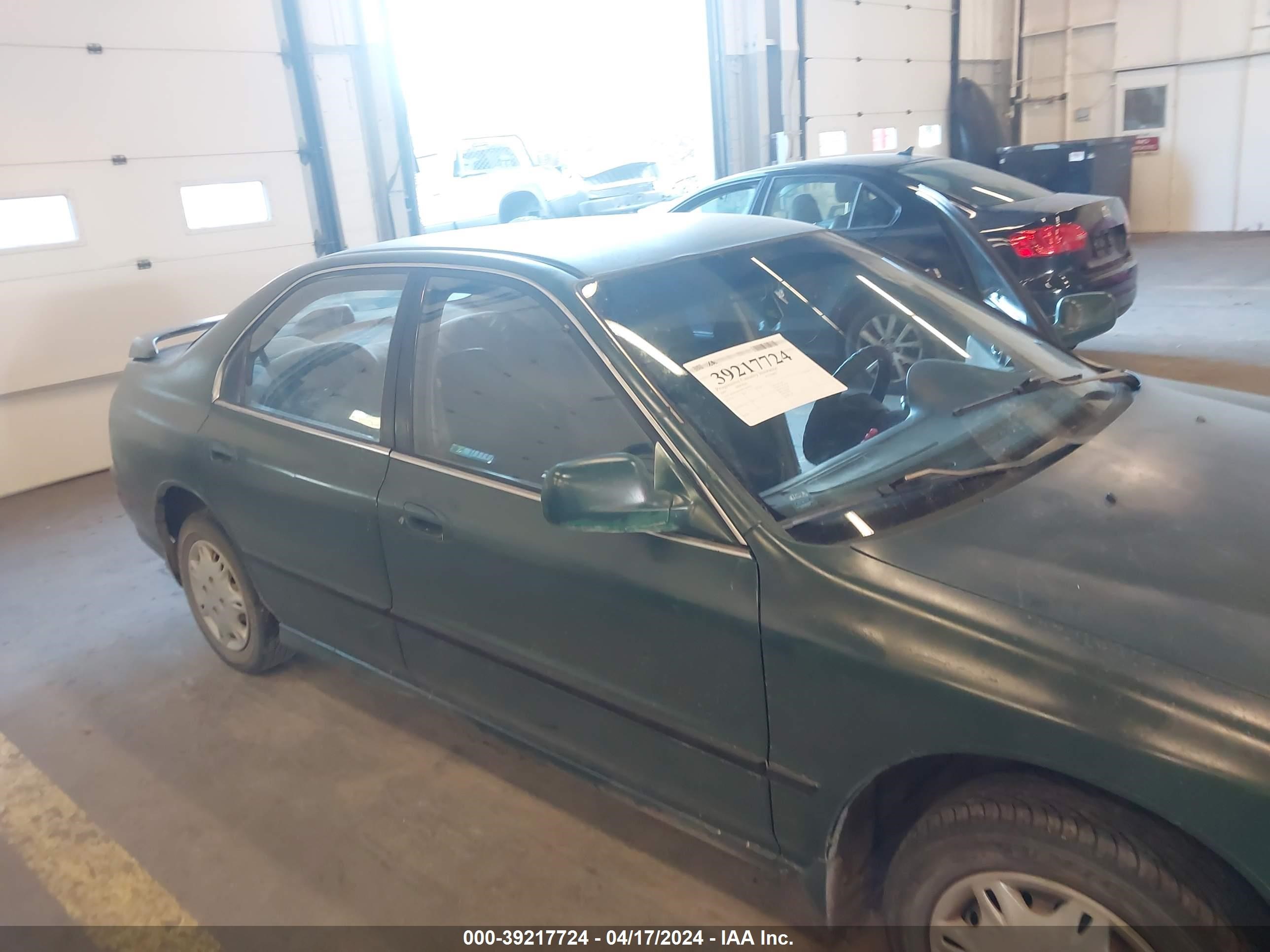 Photo 14 VIN: JHMCD5638SC044506 - HONDA ACCORD 