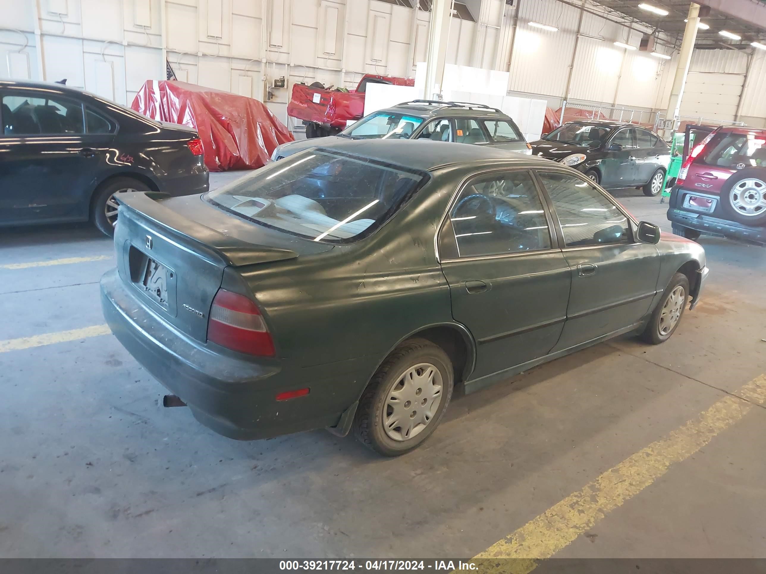 Photo 3 VIN: JHMCD5638SC044506 - HONDA ACCORD 