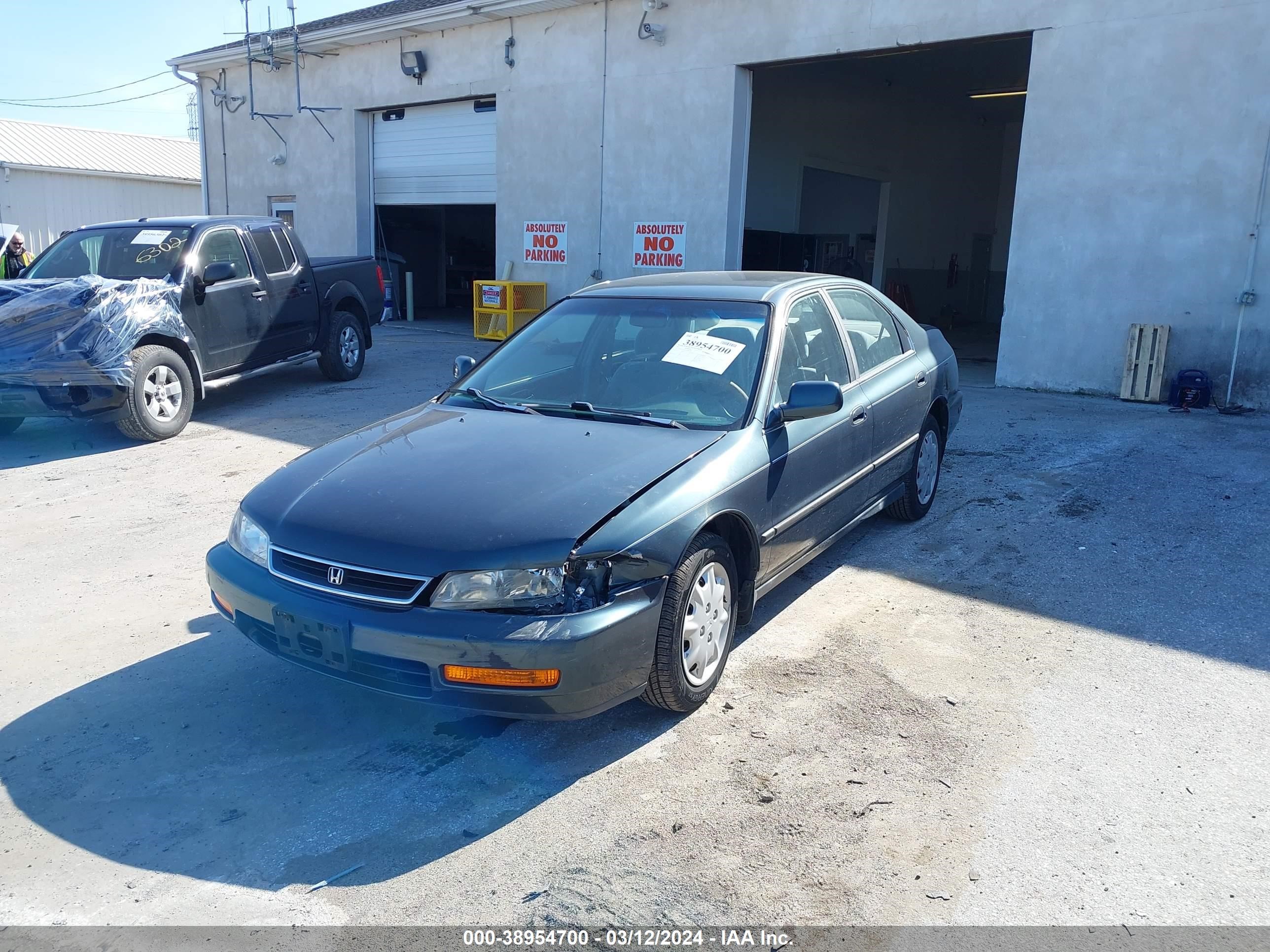 Photo 1 VIN: JHMCD563XVC002939 - HONDA ACCORD 