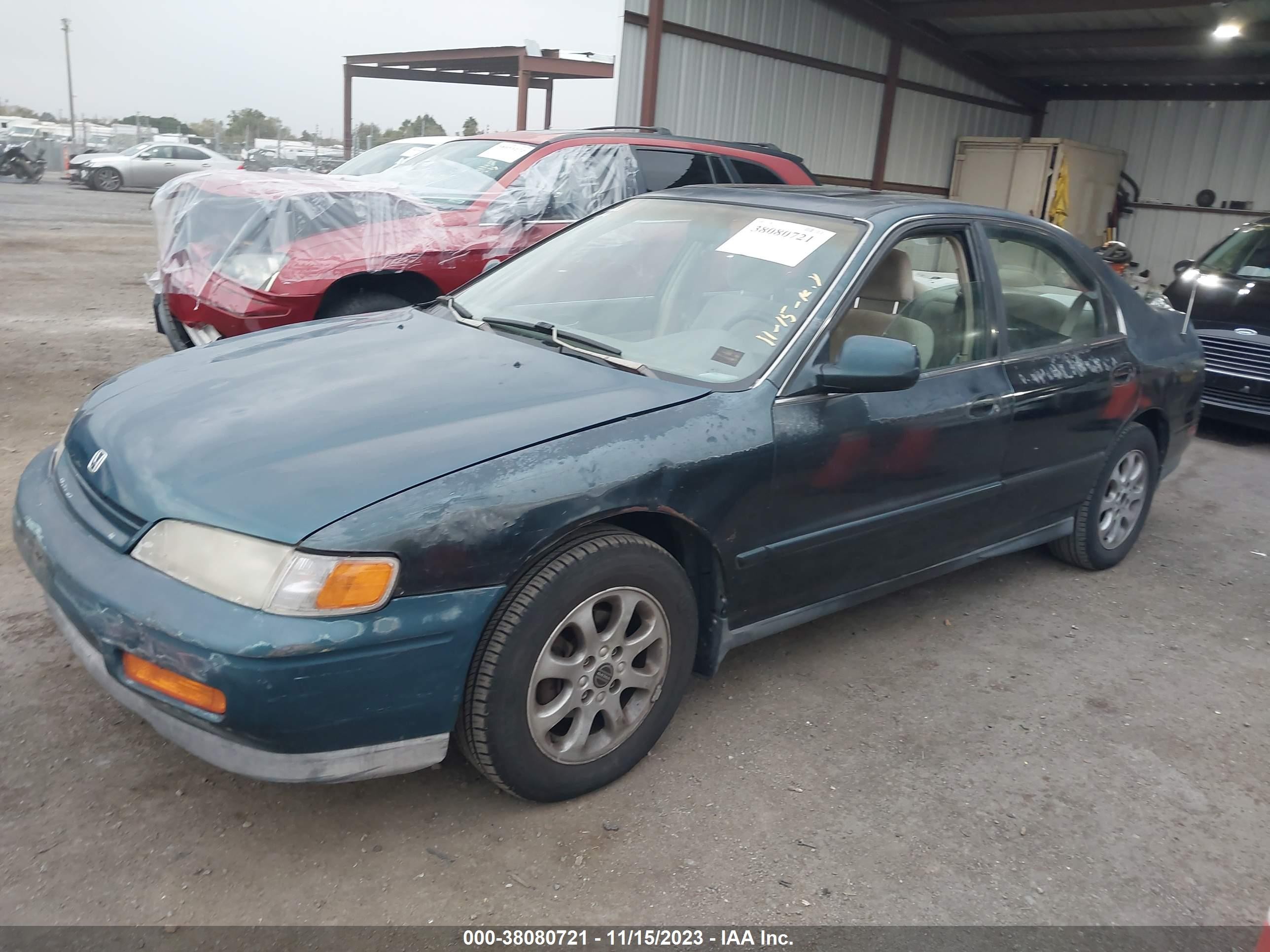 Photo 1 VIN: JHMCD5651RC058453 - HONDA ACCORD 