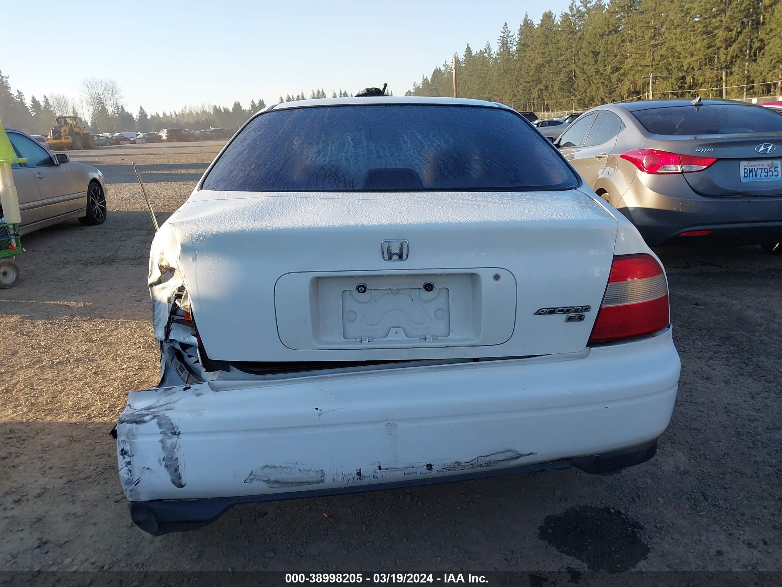 Photo 16 VIN: JHMCD5652RC100645 - HONDA ACCORD 