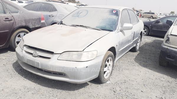 Photo 4 VIN: JHMCF8632YC401666 - HONDA ACCORD 