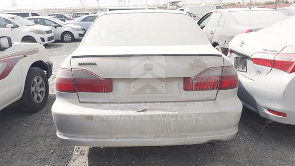 Photo 6 VIN: JHMCF8632YC401666 - HONDA ACCORD 