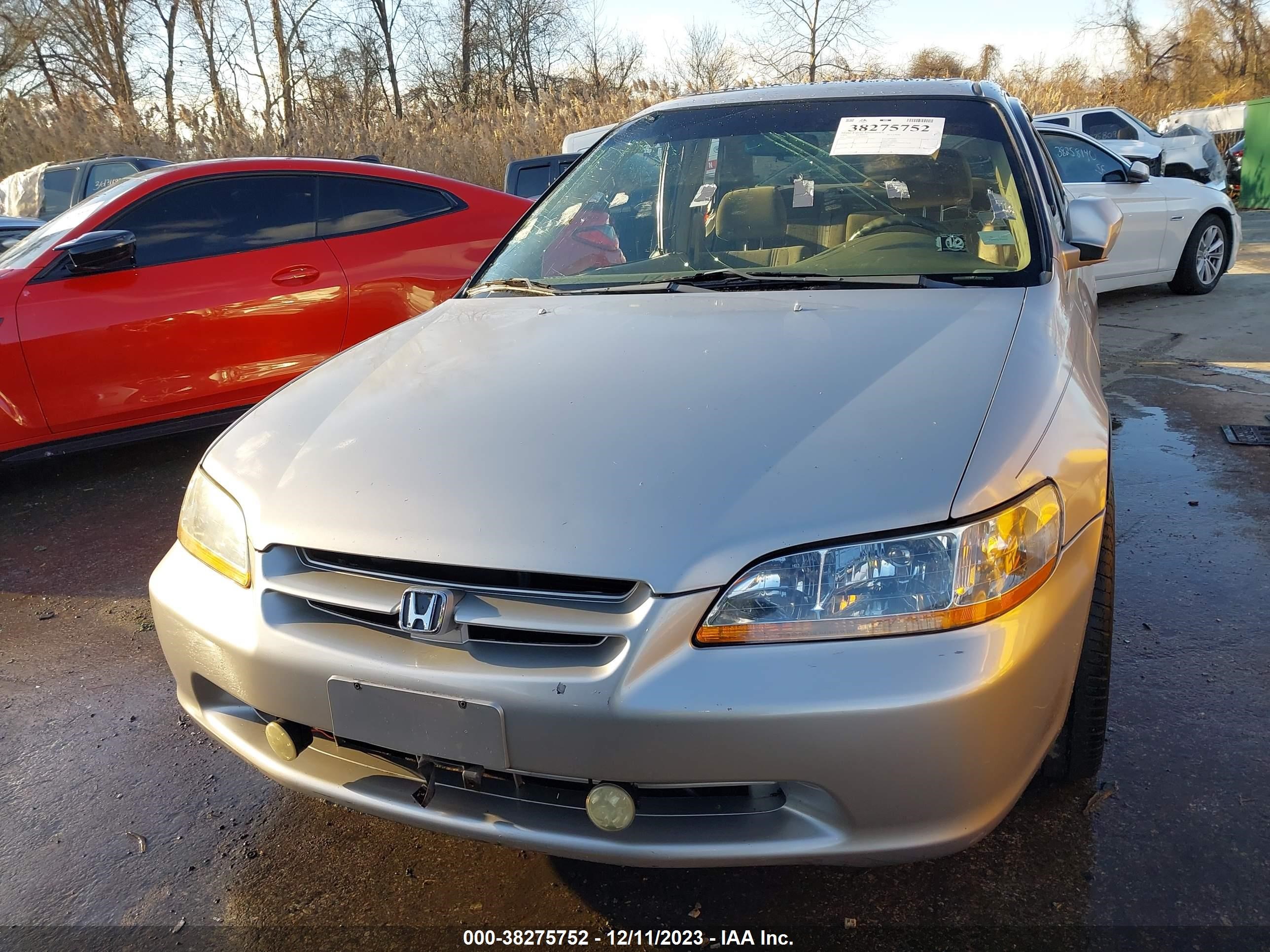 Photo 11 VIN: JHMCG5551XC024258 - HONDA ACCORD 