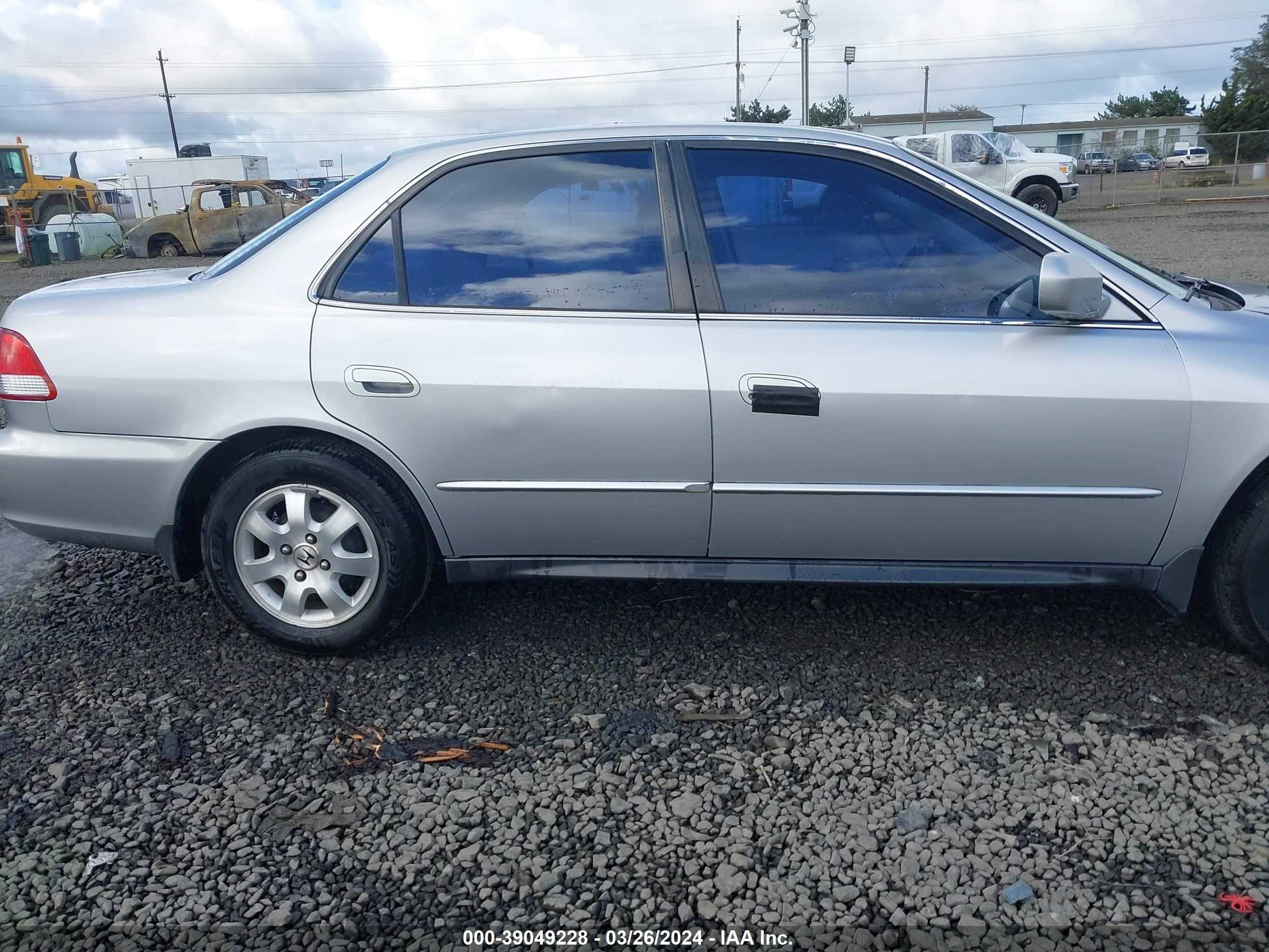 Photo 12 VIN: JHMCG56442C009865 - HONDA ACCORD 