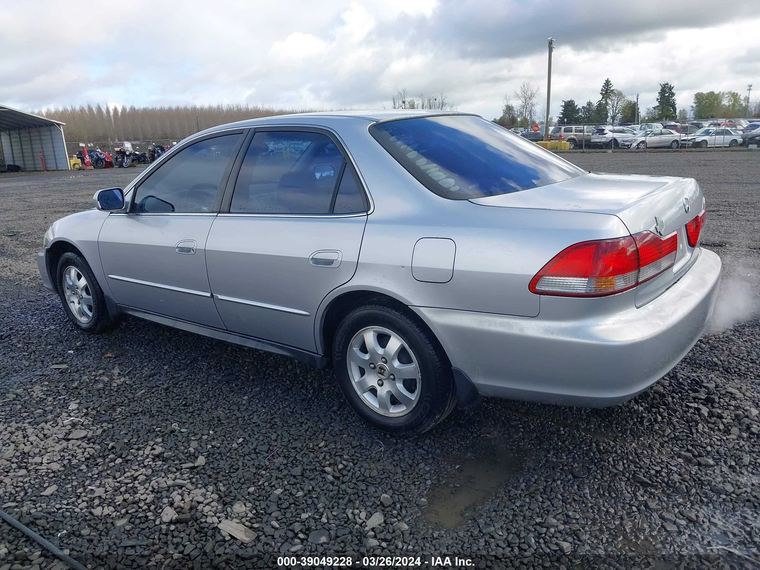 Photo 2 VIN: JHMCG56442C009865 - HONDA ACCORD 