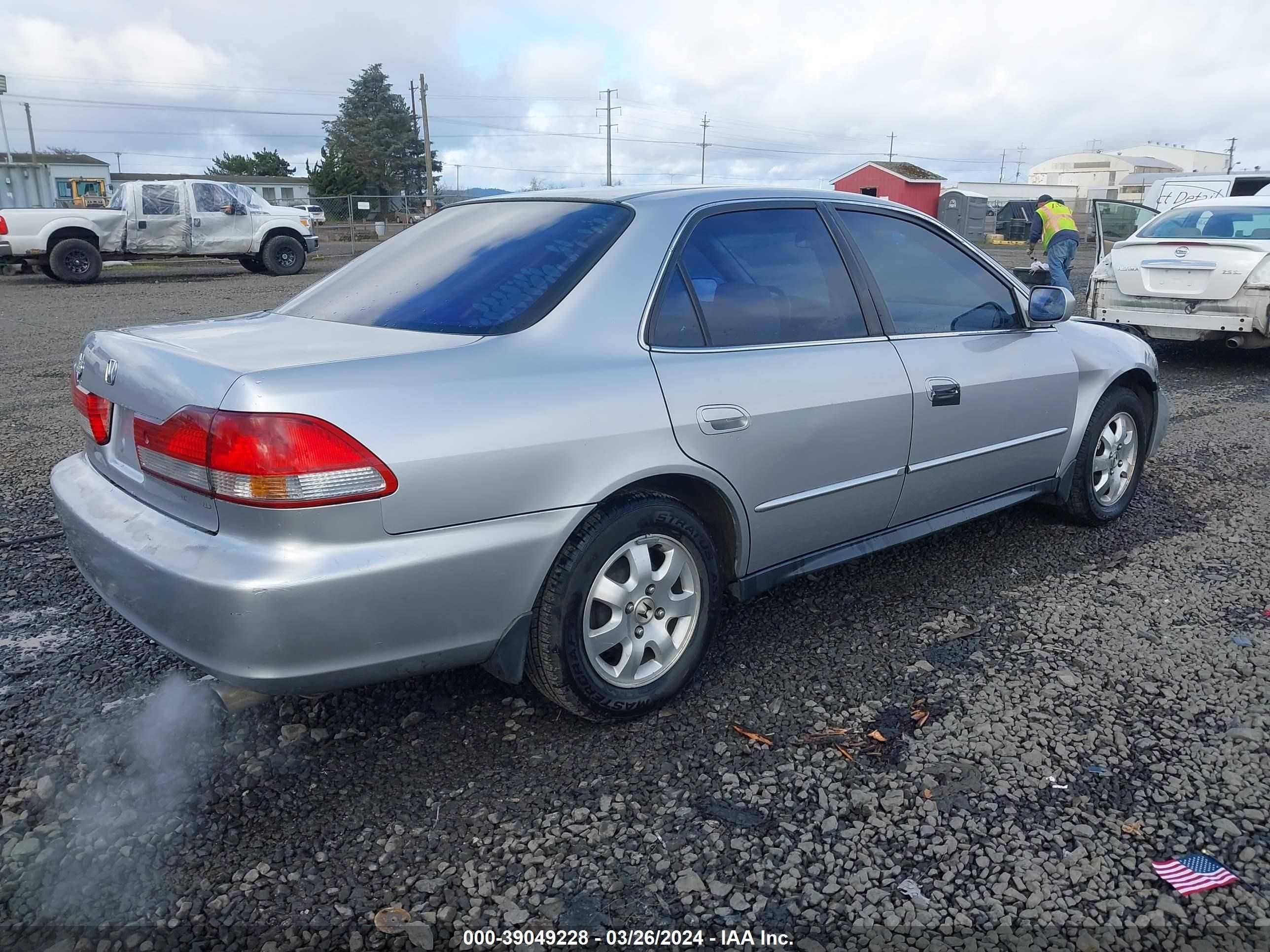 Photo 3 VIN: JHMCG56442C009865 - HONDA ACCORD 