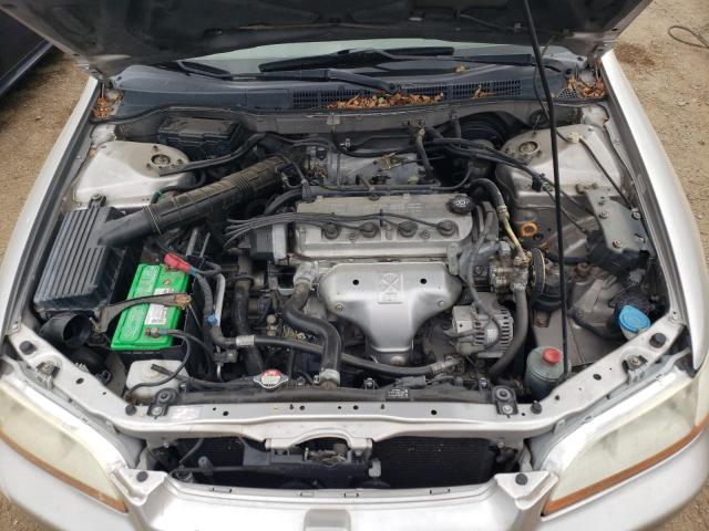 Photo 10 VIN: JHMCG5646XC012063 - HONDA ACCORD LX 