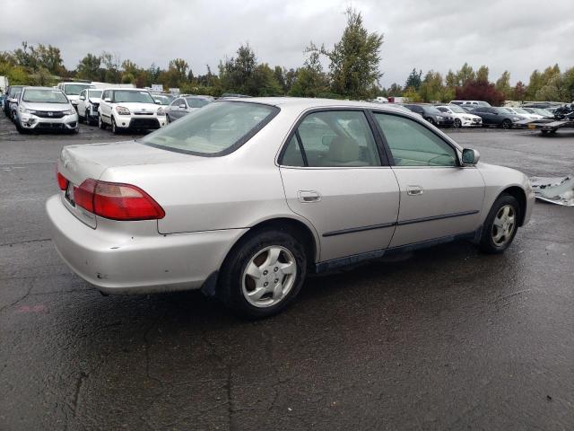 Photo 2 VIN: JHMCG5647XC041412 - HONDA ACCORD 