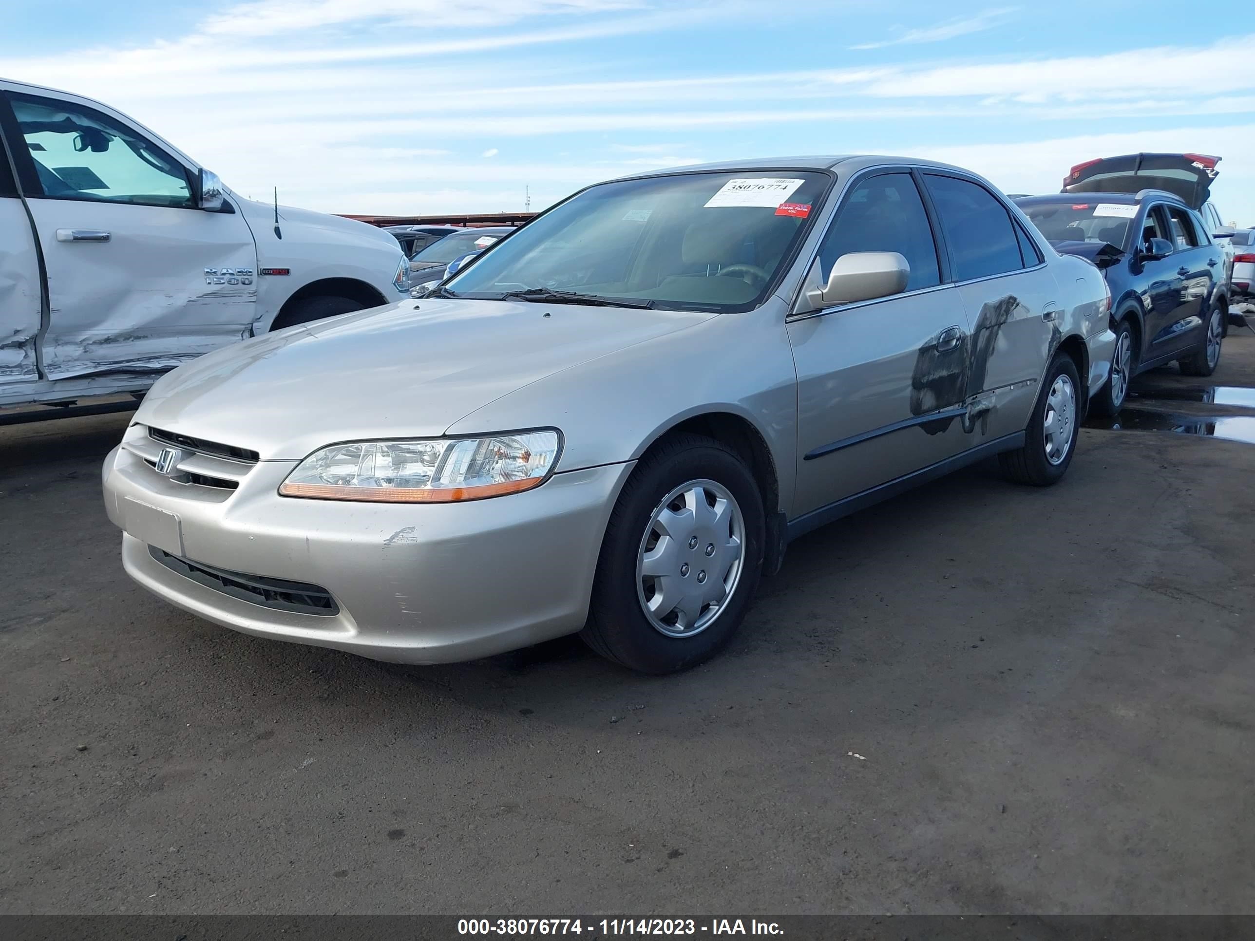 Photo 1 VIN: JHMCG5647XC041832 - HONDA ACCORD 