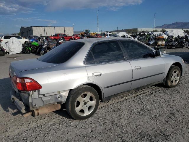 Photo 2 VIN: JHMCG5649YC024015 - HONDA ACCORD 