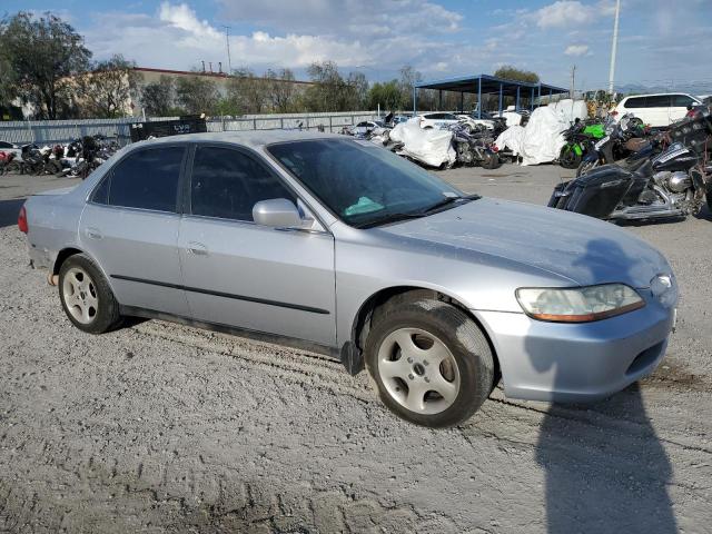 Photo 3 VIN: JHMCG5649YC024015 - HONDA ACCORD 