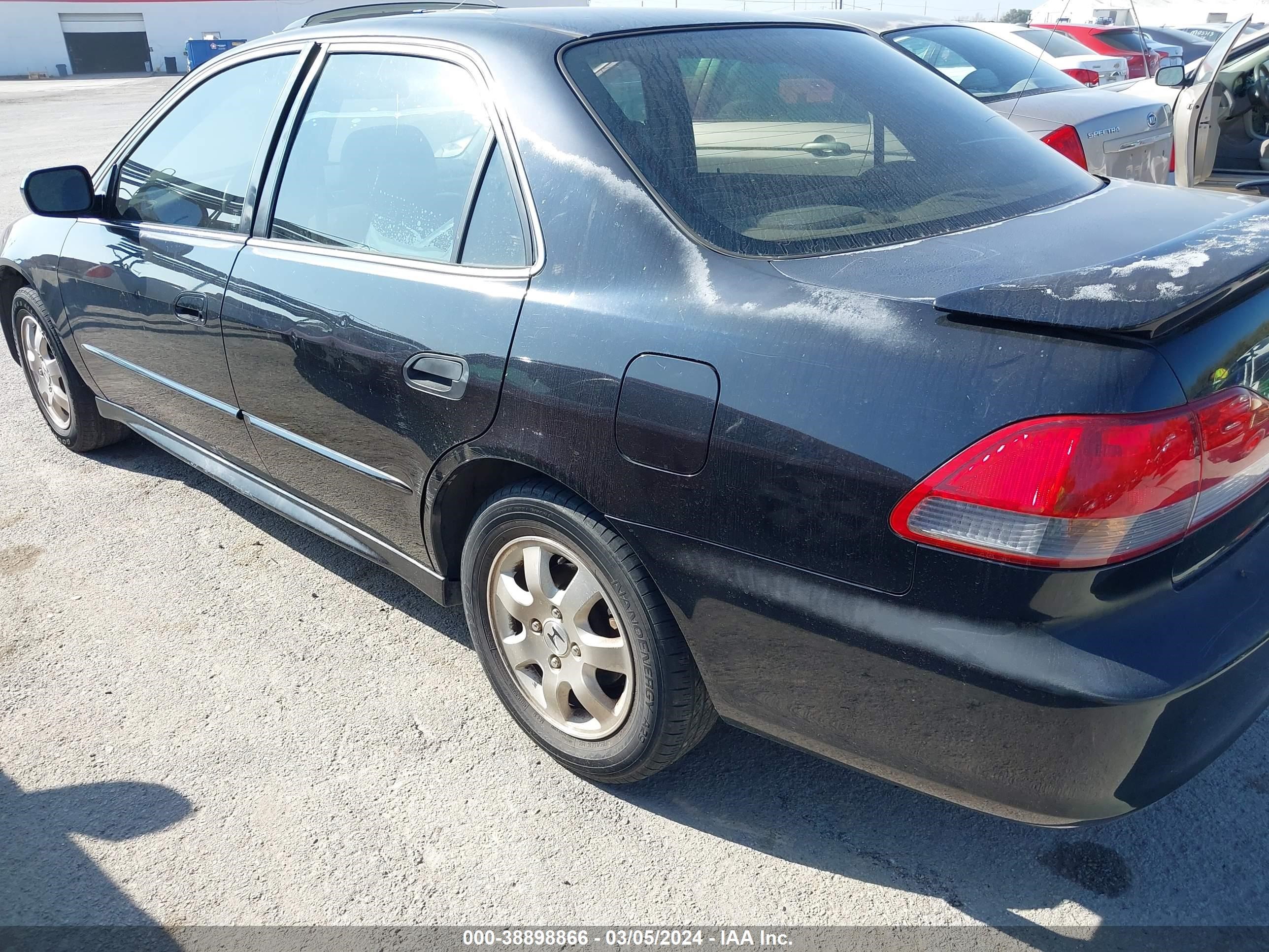 Photo 2 VIN: JHMCG56612C028942 - HONDA ACCORD 