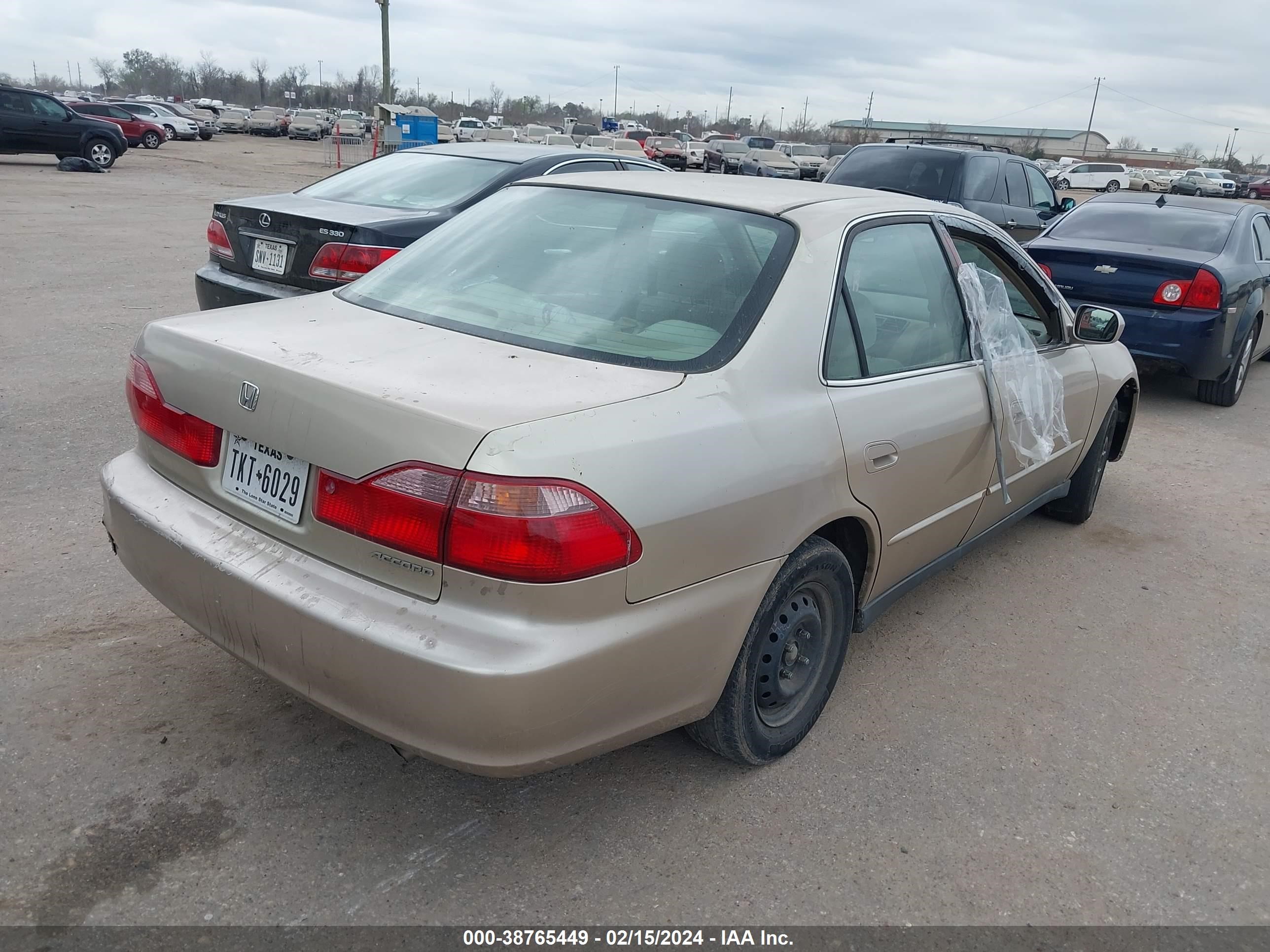 Photo 3 VIN: JHMCG567XYC024177 - HONDA ACCORD 