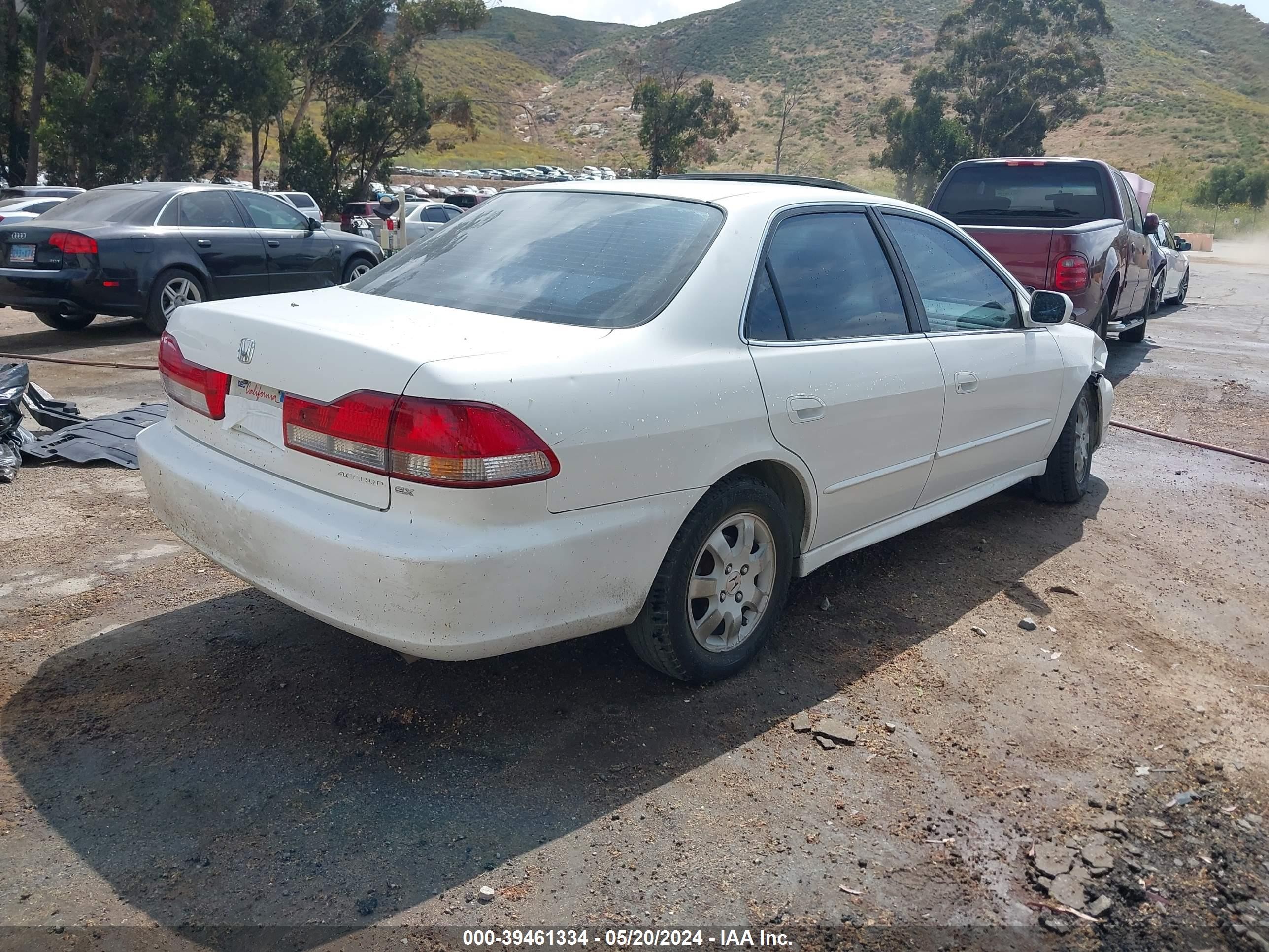 Photo 3 VIN: JHMCG66021C013186 - HONDA ACCORD 