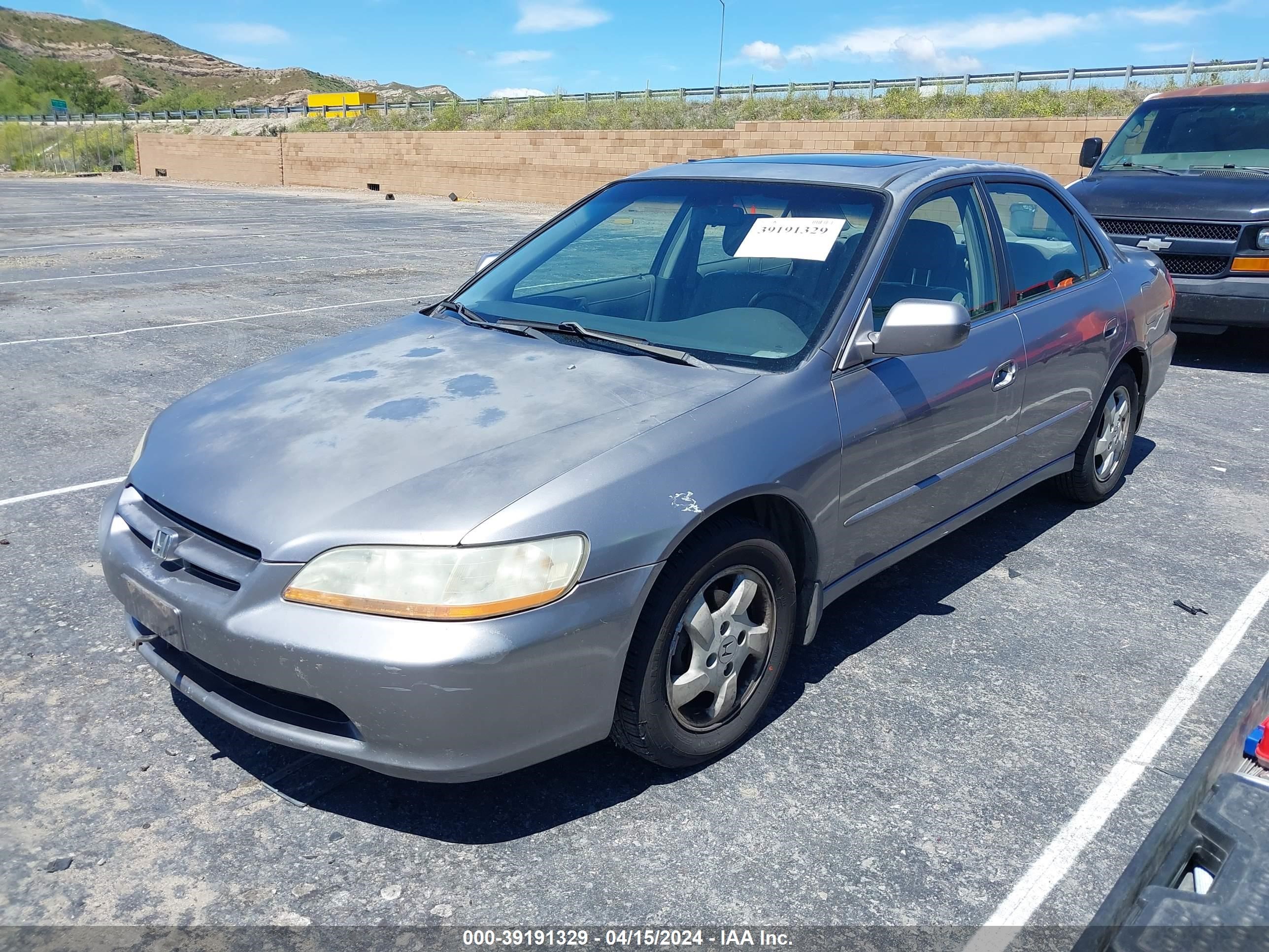 Photo 1 VIN: JHMCG6603YC024935 - HONDA ACCORD 