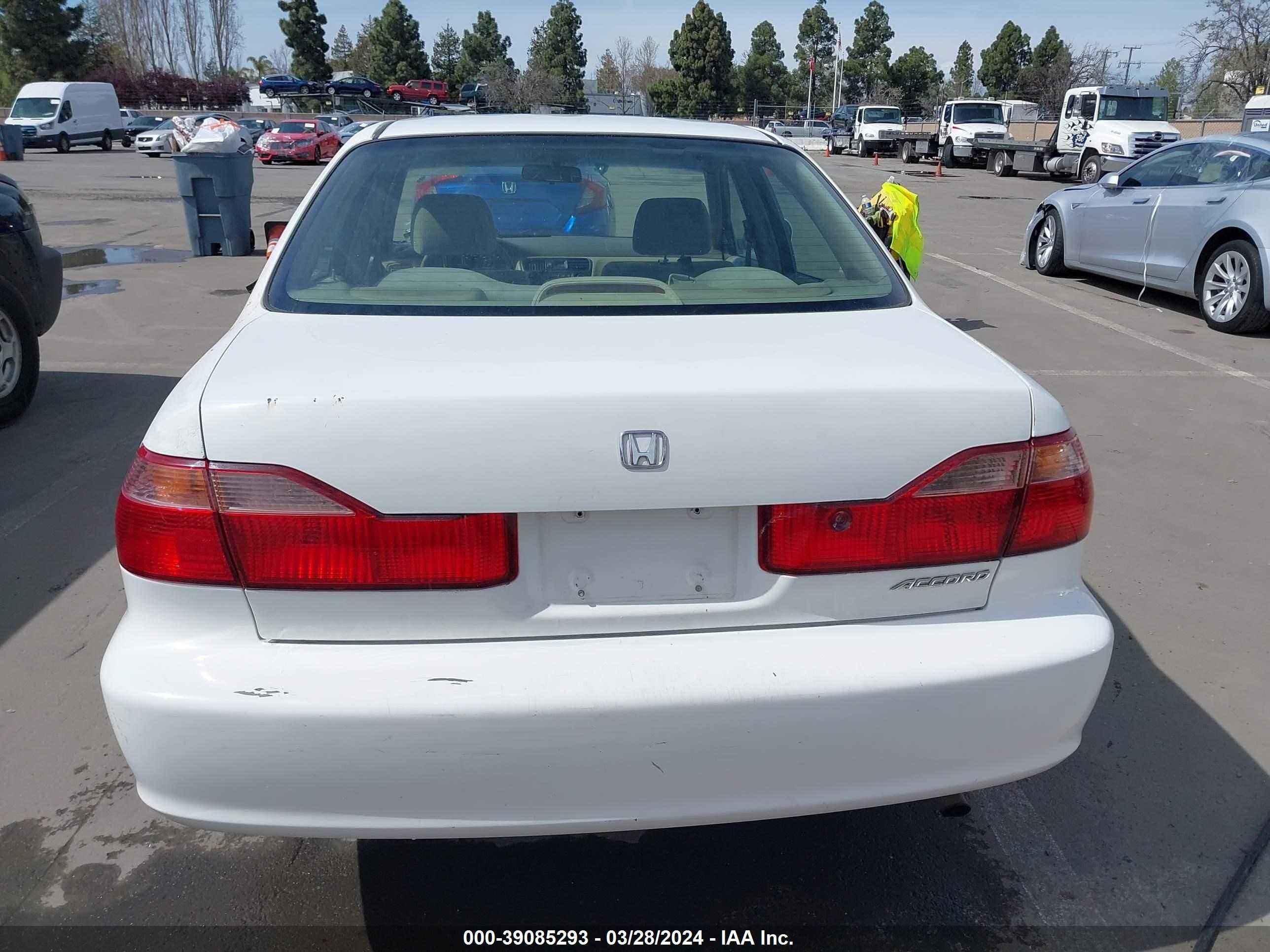 Photo 15 VIN: JHMCG6650XC009996 - HONDA ACCORD 