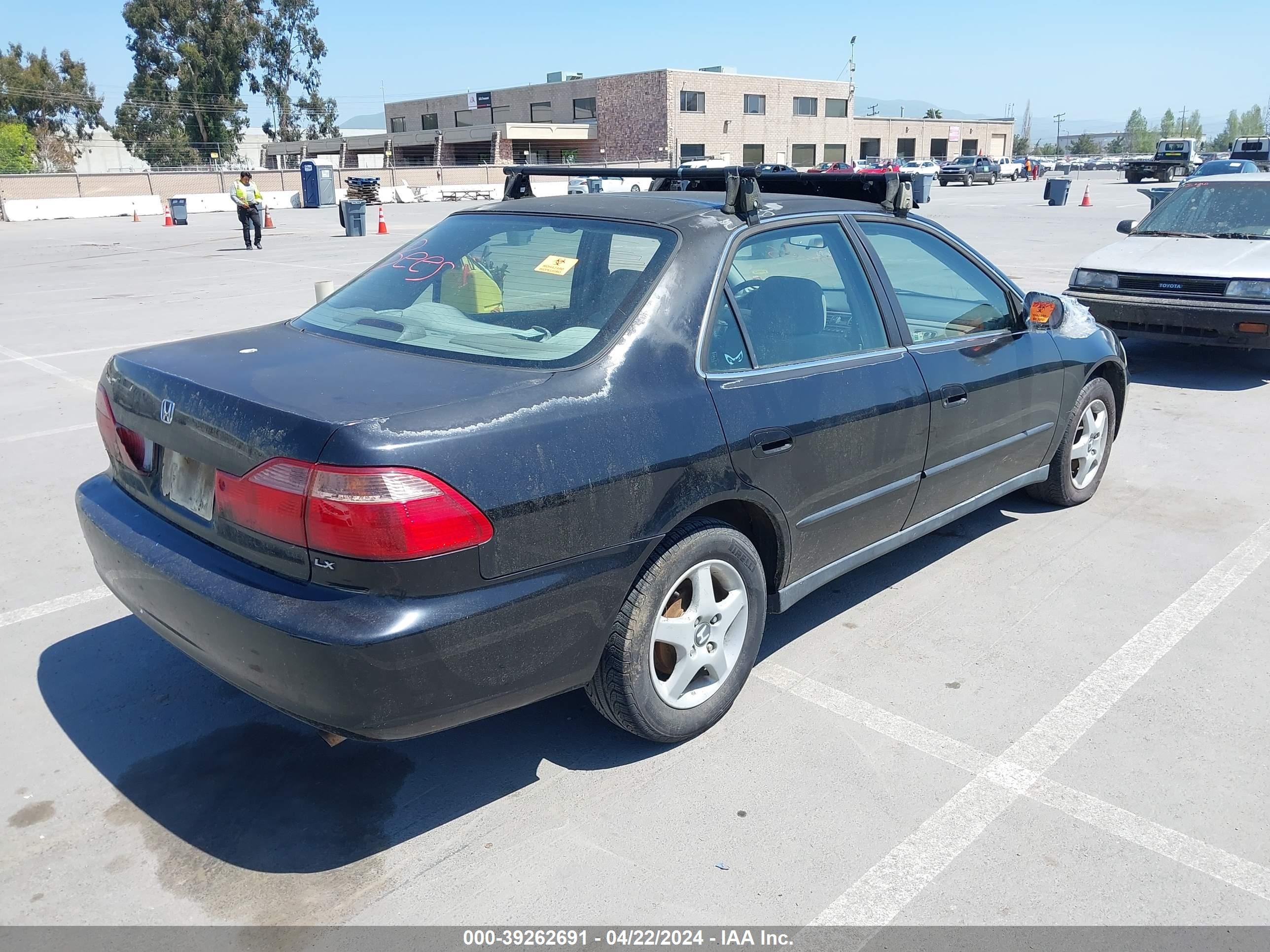 Photo 3 VIN: JHMCG6652XC021941 - HONDA ACCORD 