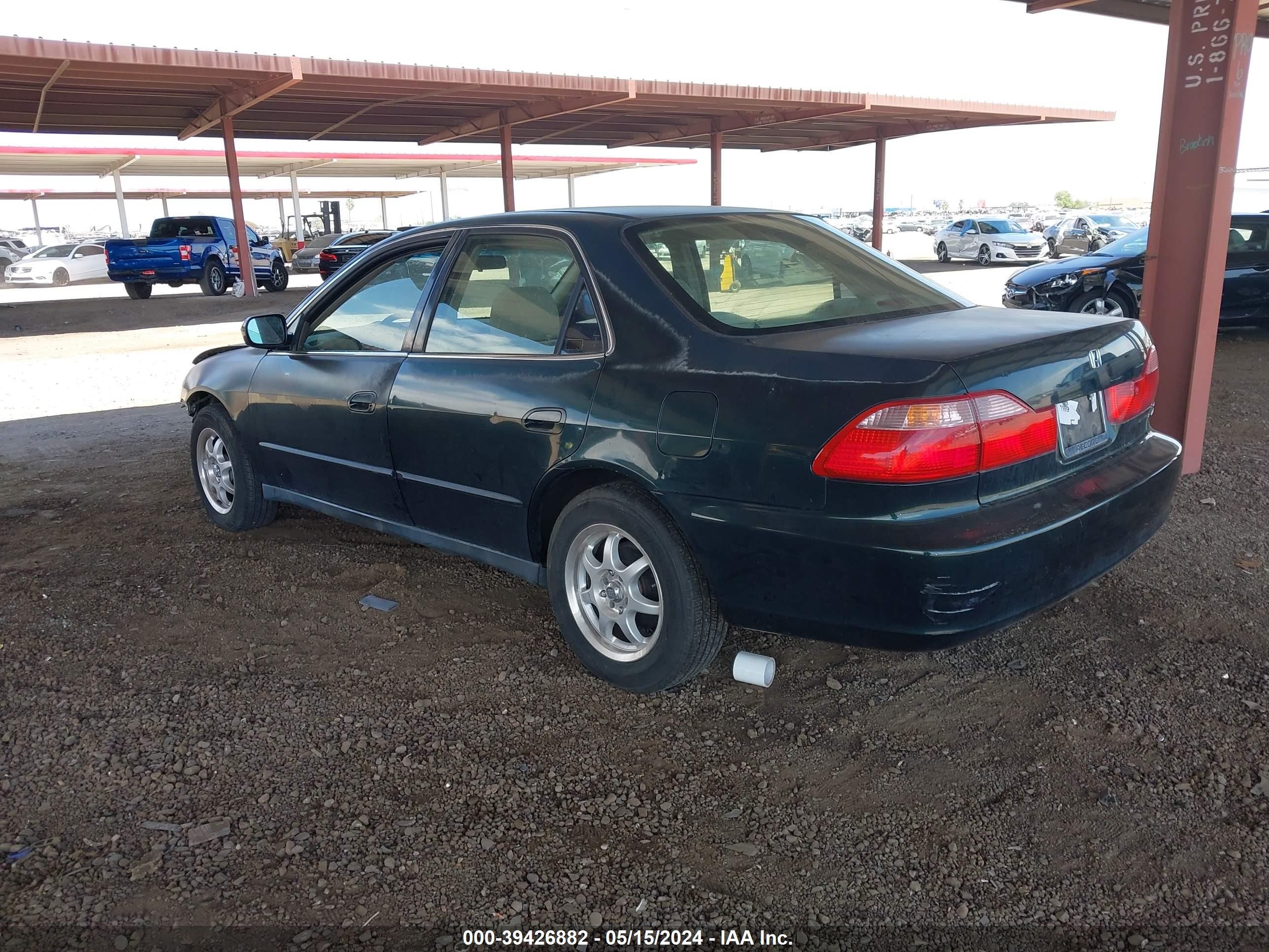 Photo 2 VIN: JHMCG6655XC022730 - HONDA ACCORD 