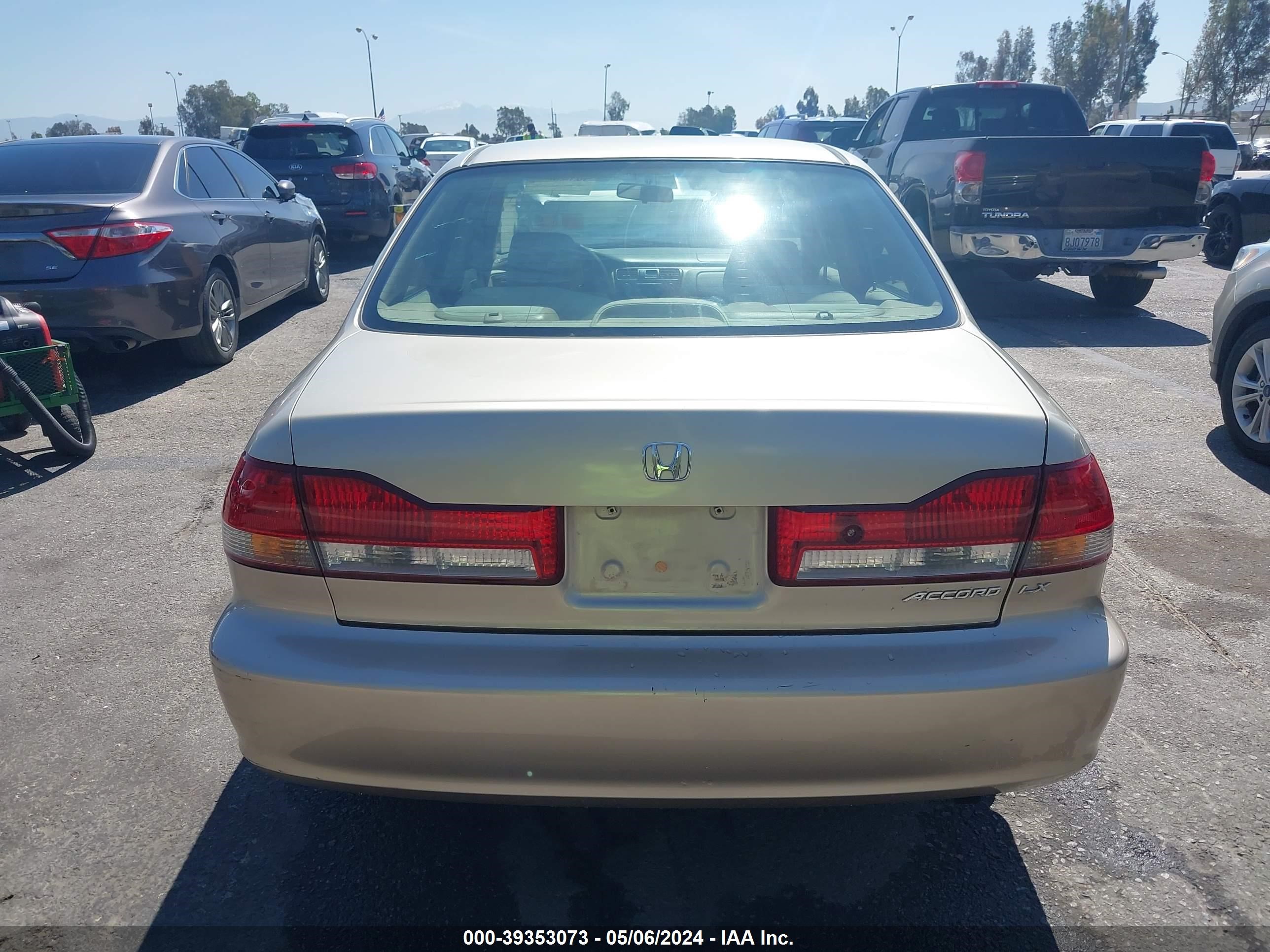 Photo 15 VIN: JHMCG66561C006219 - HONDA ACCORD 