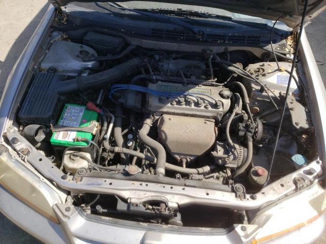 Photo 6 VIN: JHMCG6656XC005919 - HONDA ACCORD LX 