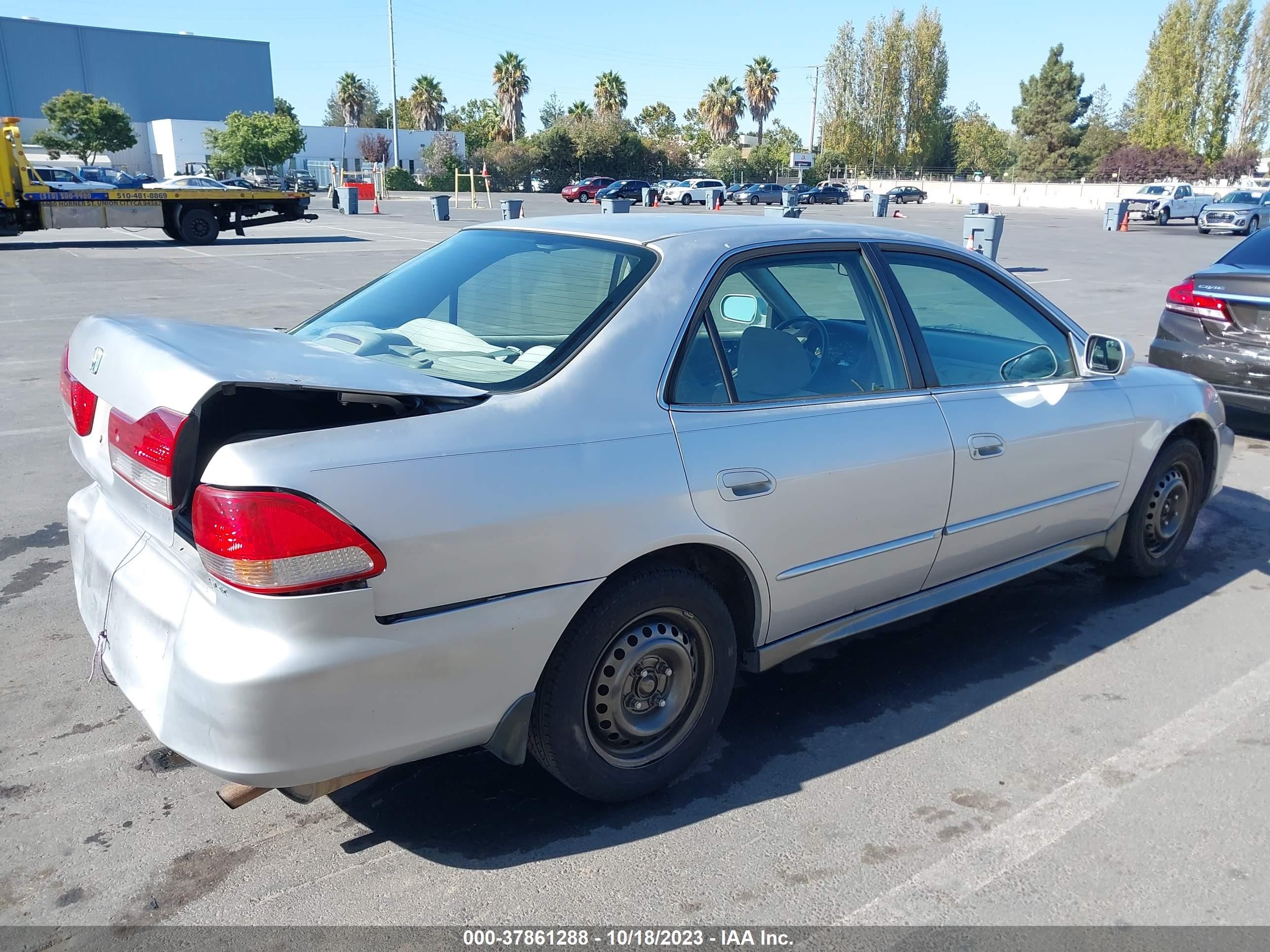 Photo 3 VIN: JHMCG66571C012627 - HONDA ACCORD 