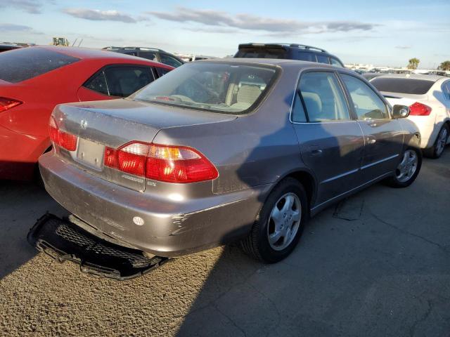 Photo 2 VIN: JHMCG6676YC001680 - HONDA ACCORD 