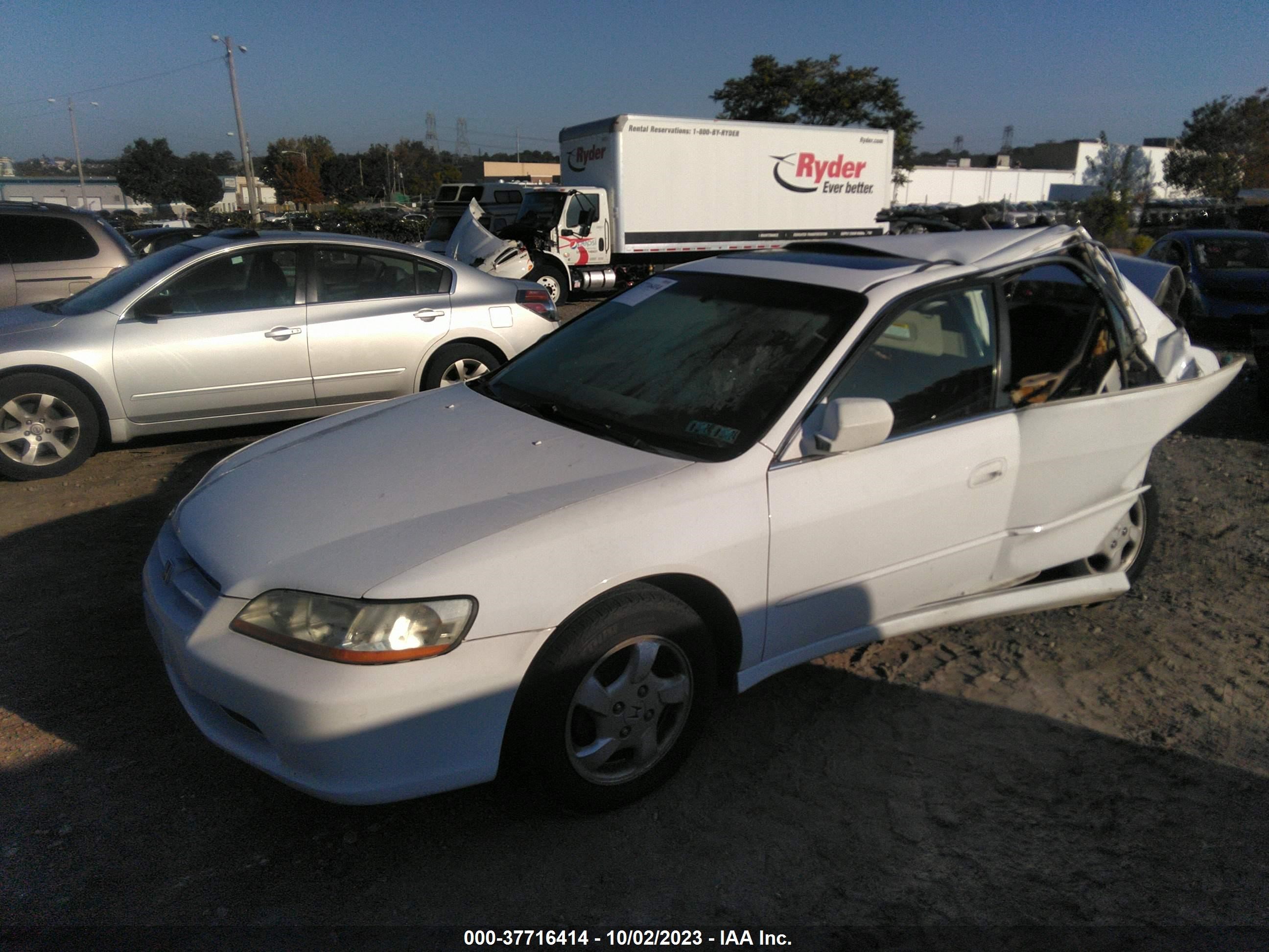 Photo 1 VIN: JHMCG6683YC035293 - HONDA ACCORD 