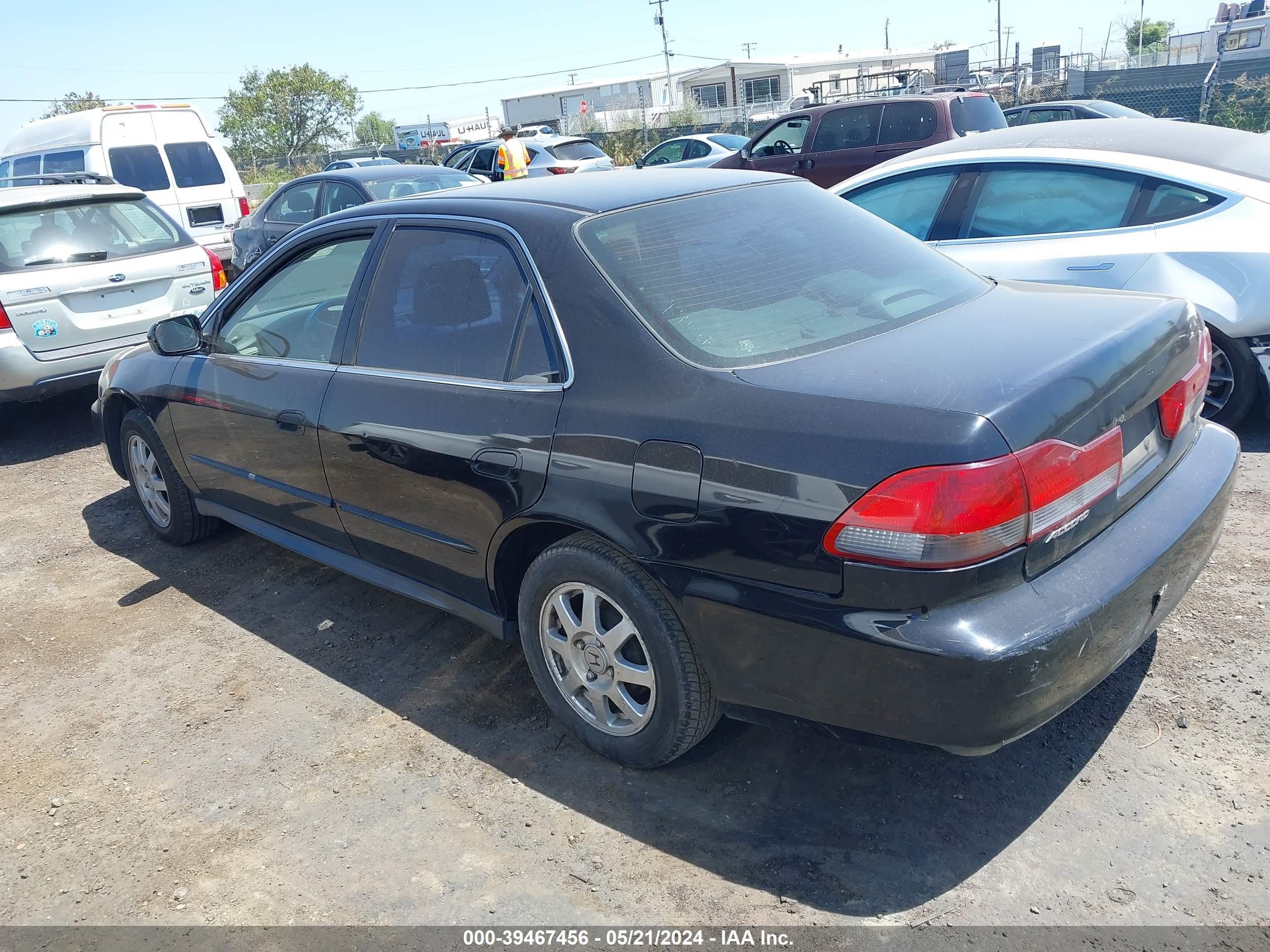 Photo 2 VIN: JHMCG66872C020805 - HONDA ACCORD 