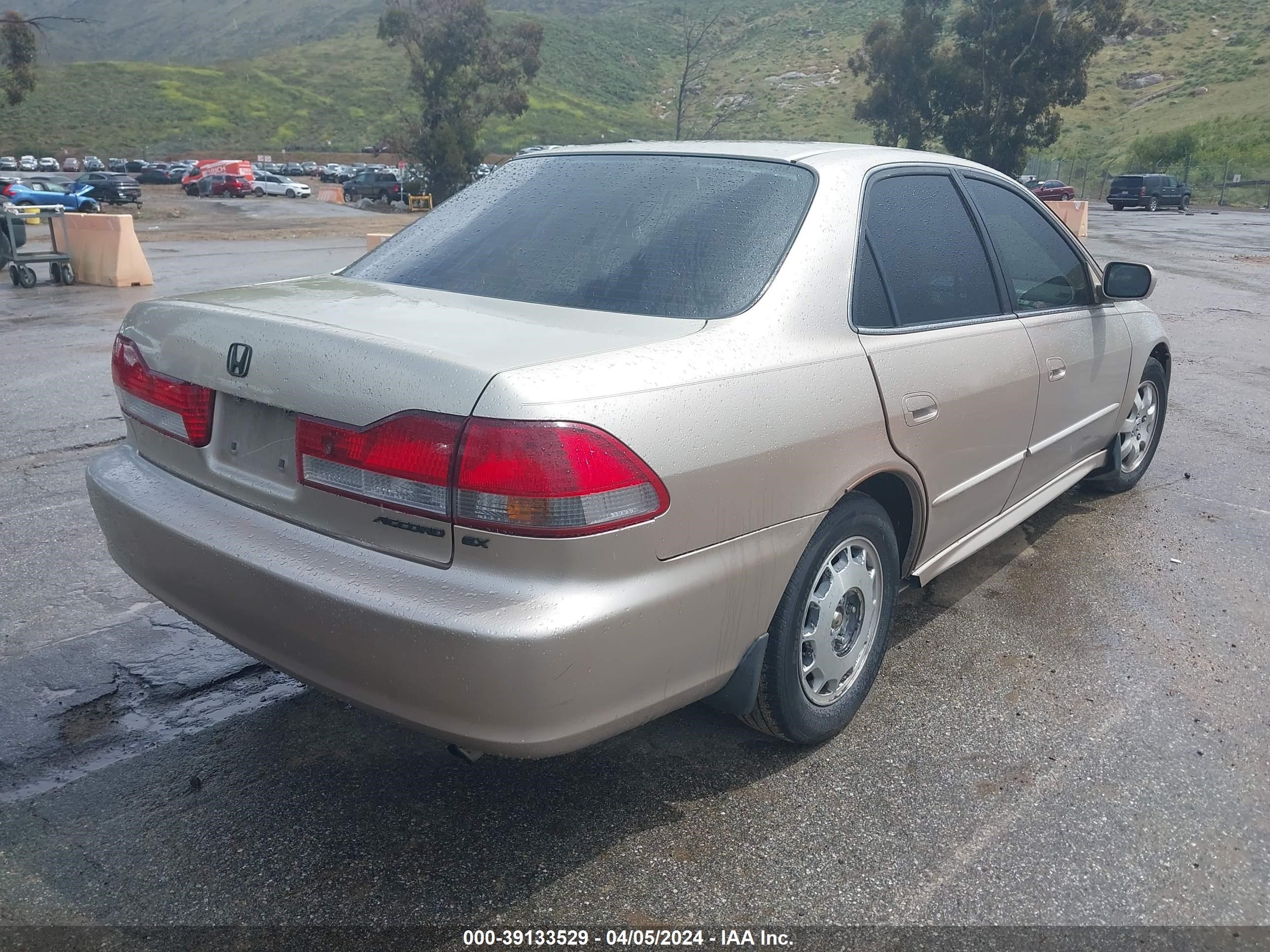 Photo 3 VIN: JHMCG66881C016468 - HONDA ACCORD 