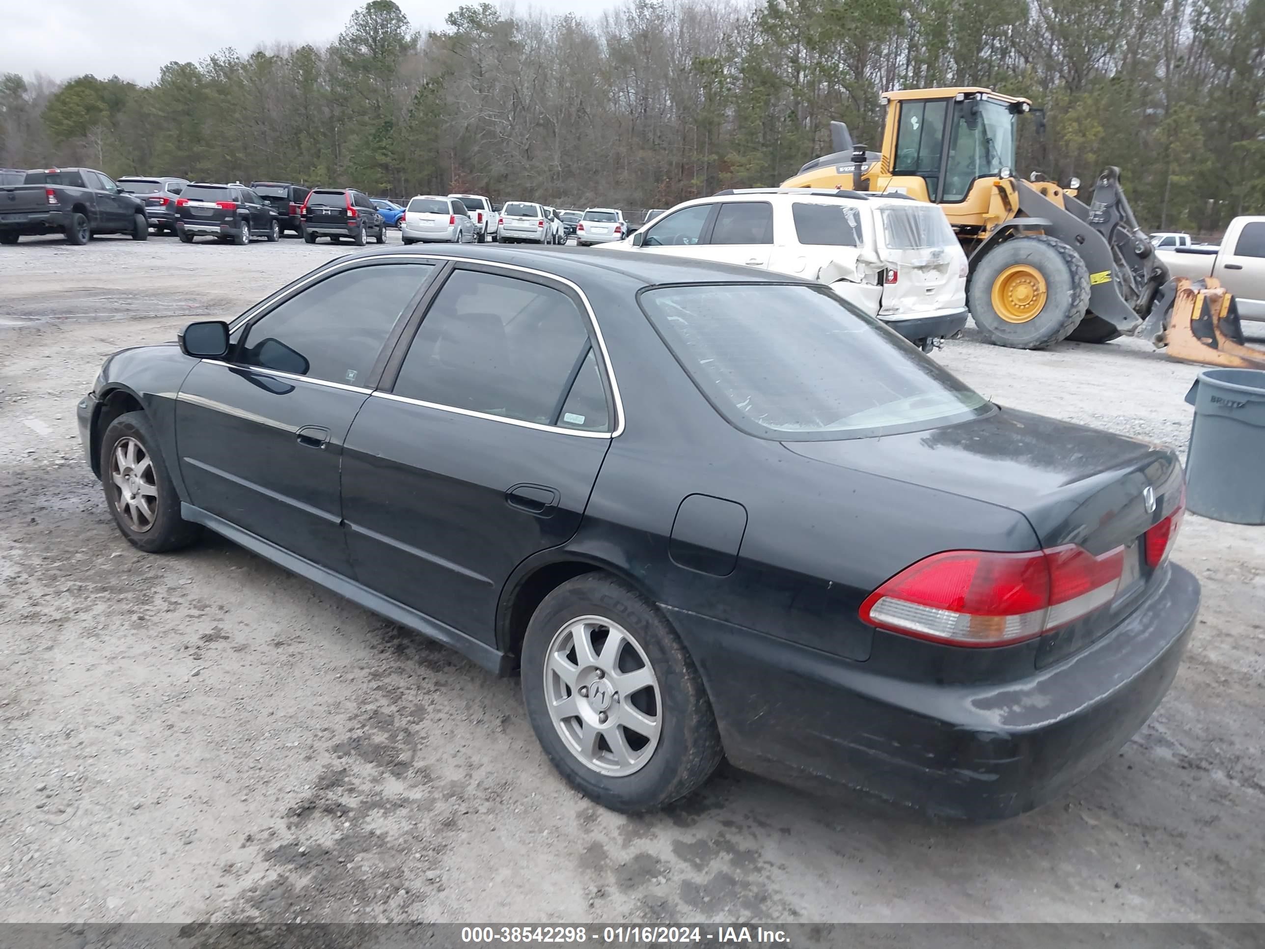 Photo 2 VIN: JHMCG668X2C008664 - HONDA ACCORD 