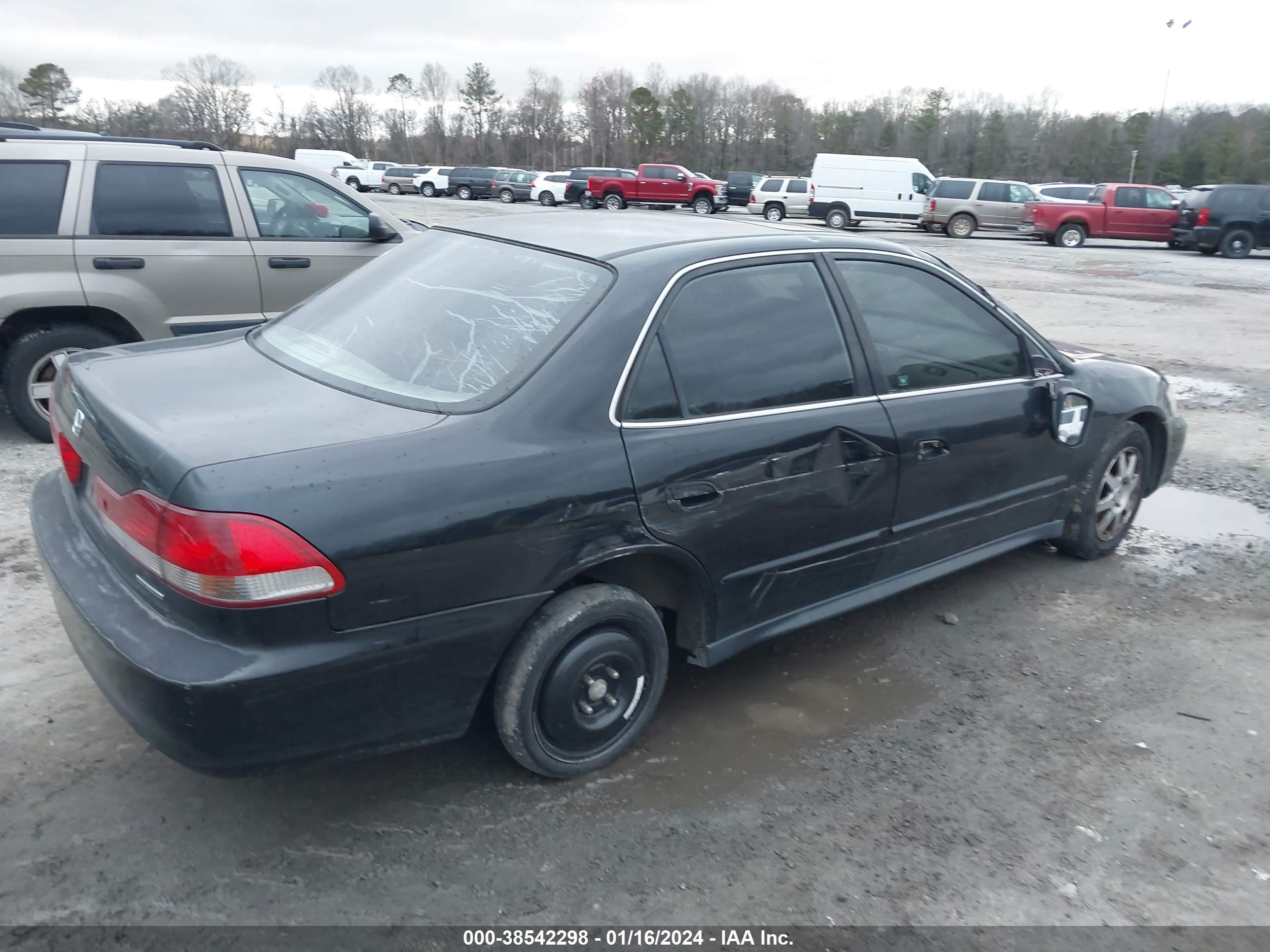 Photo 3 VIN: JHMCG668X2C008664 - HONDA ACCORD 