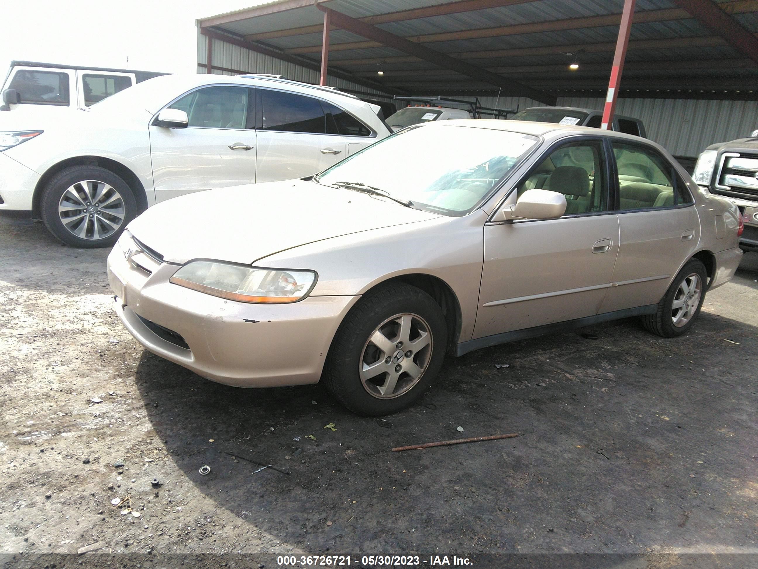 Photo 1 VIN: JHMCG6690YC013731 - HONDA ACCORD 