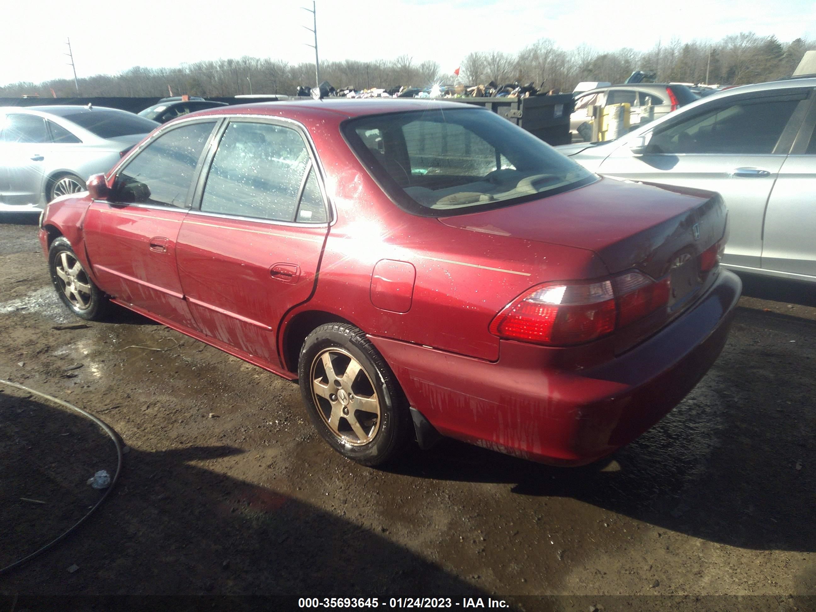 Photo 3 VIN: JHMCG6696YC021476 - HONDA ACCORD 