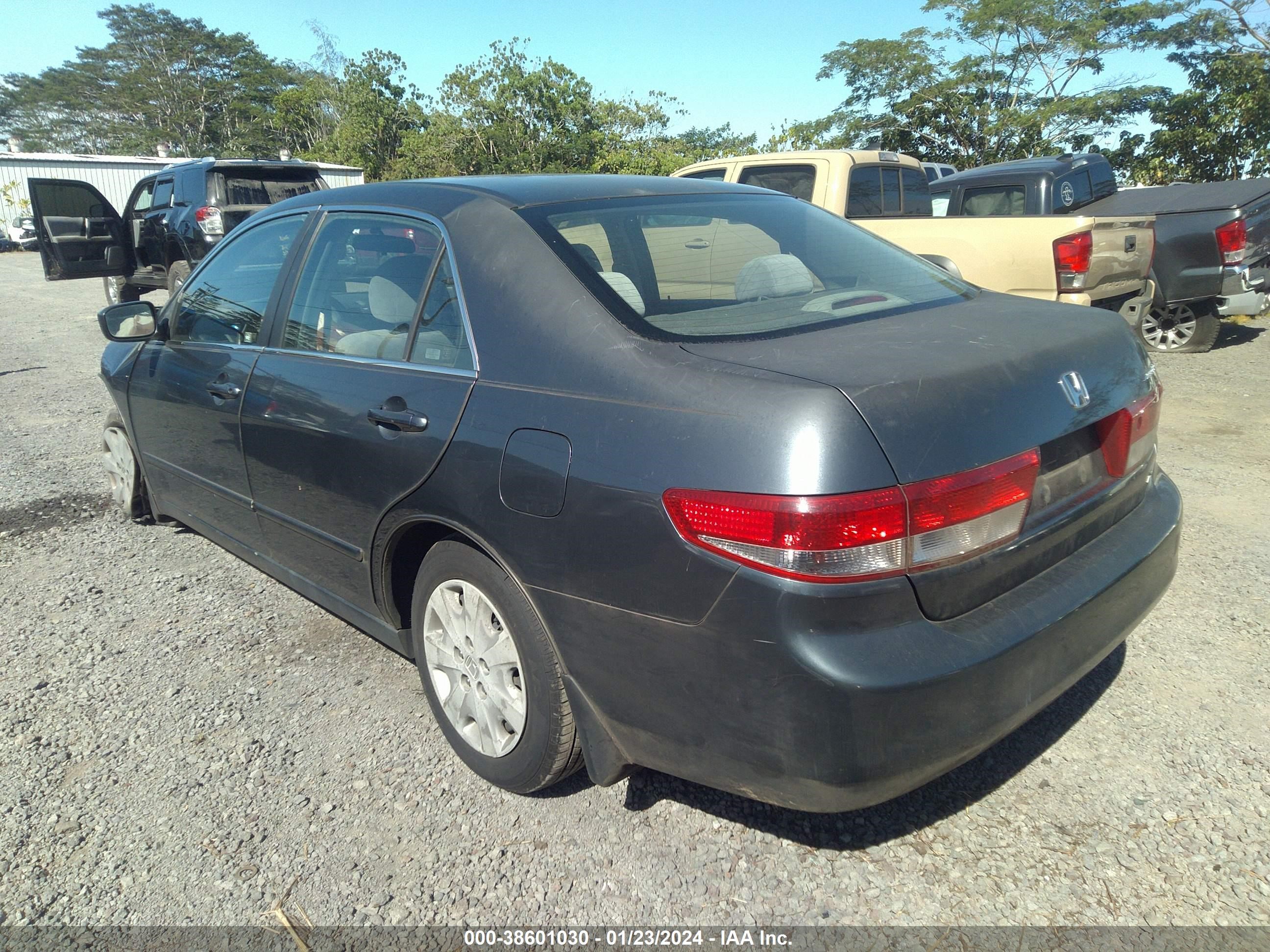 Photo 2 VIN: JHMCM56304C026696 - HONDA ACCORD 