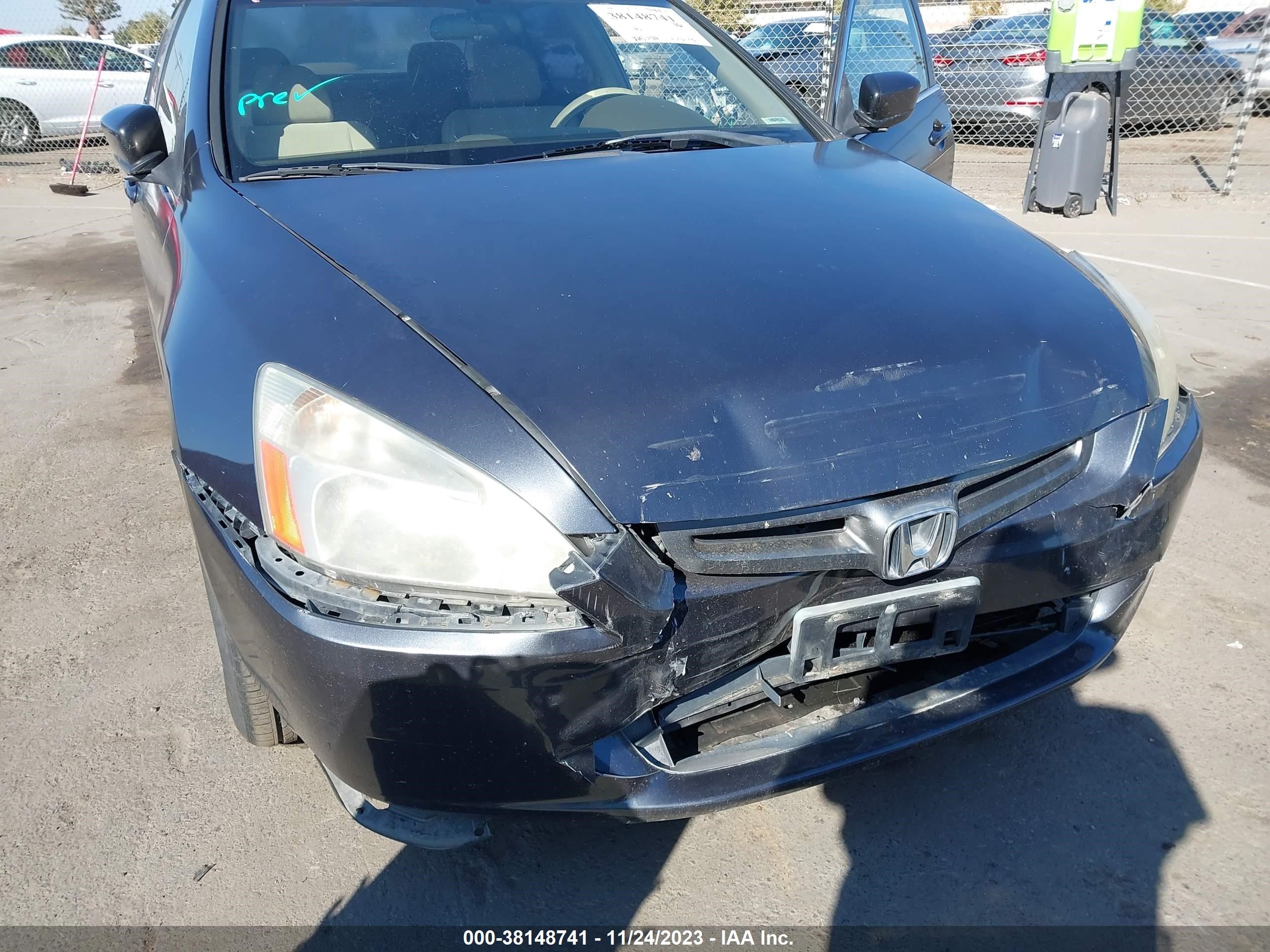 Photo 5 VIN: JHMCM56314C024875 - HONDA ACCORD 