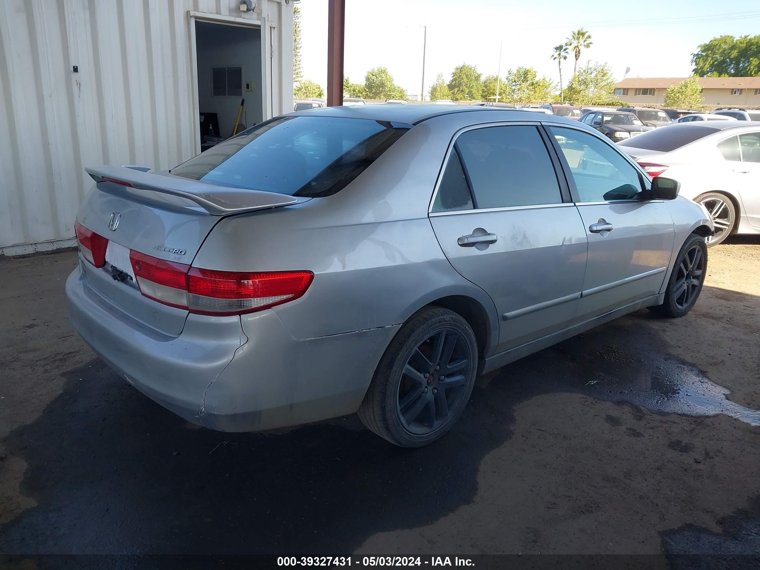 Photo 3 VIN: JHMCM56334C037725 - HONDA ACCORD 