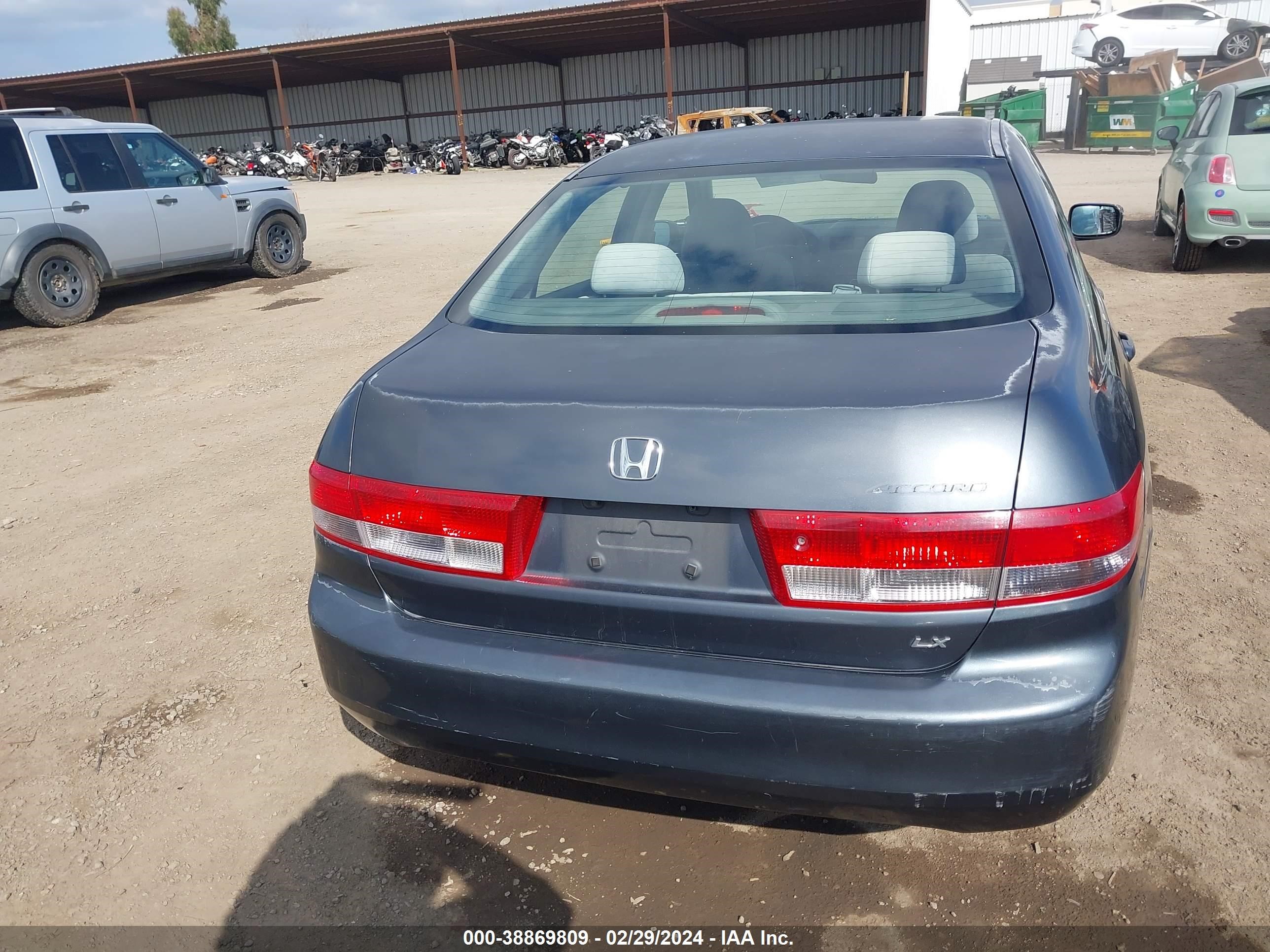 Photo 15 VIN: JHMCM56344C024112 - HONDA ACCORD 