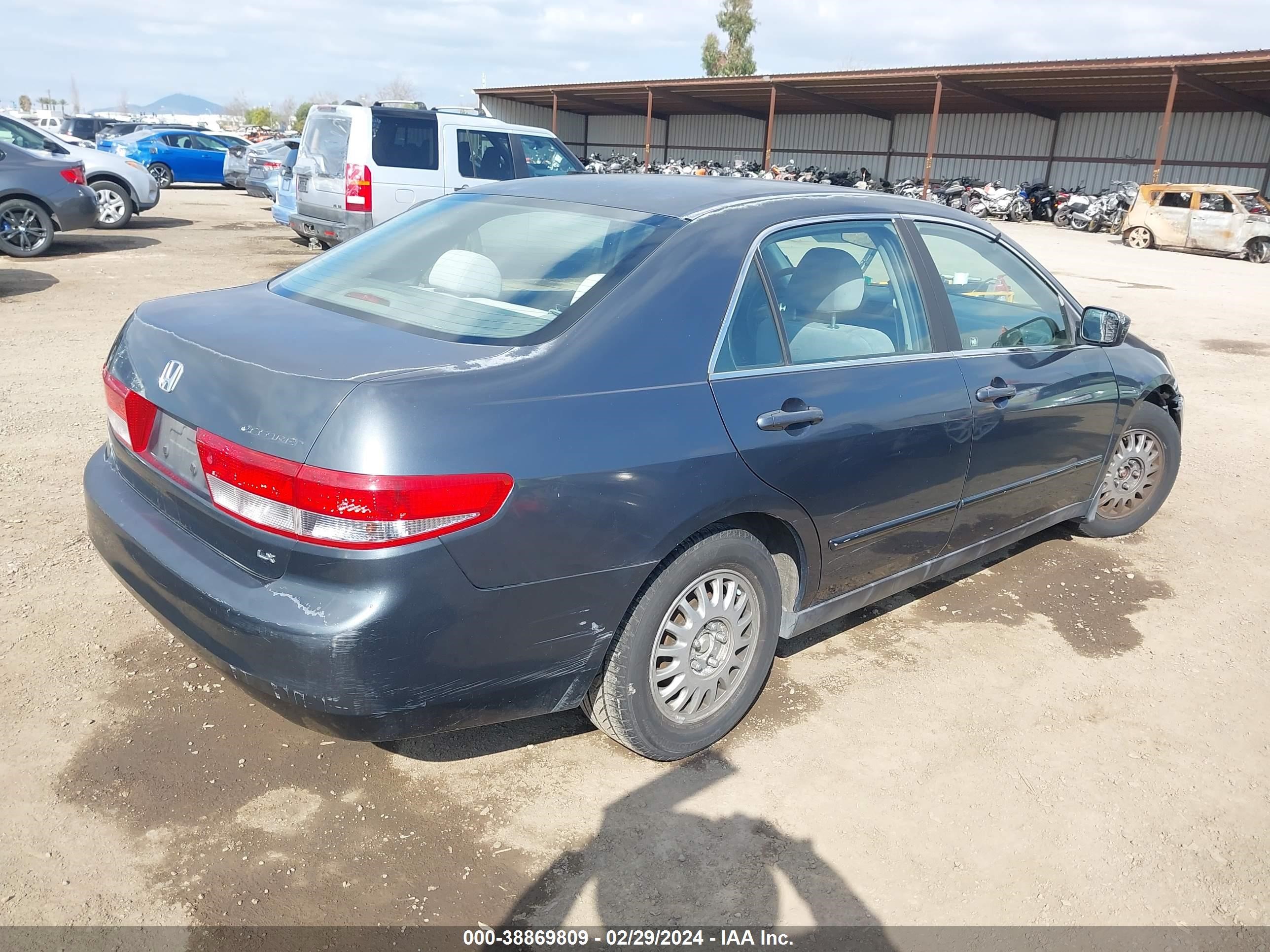 Photo 3 VIN: JHMCM56344C024112 - HONDA ACCORD 