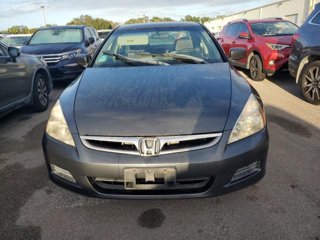 Photo 4 VIN: JHMCM56347C011817 - HONDA ACCORD SE 