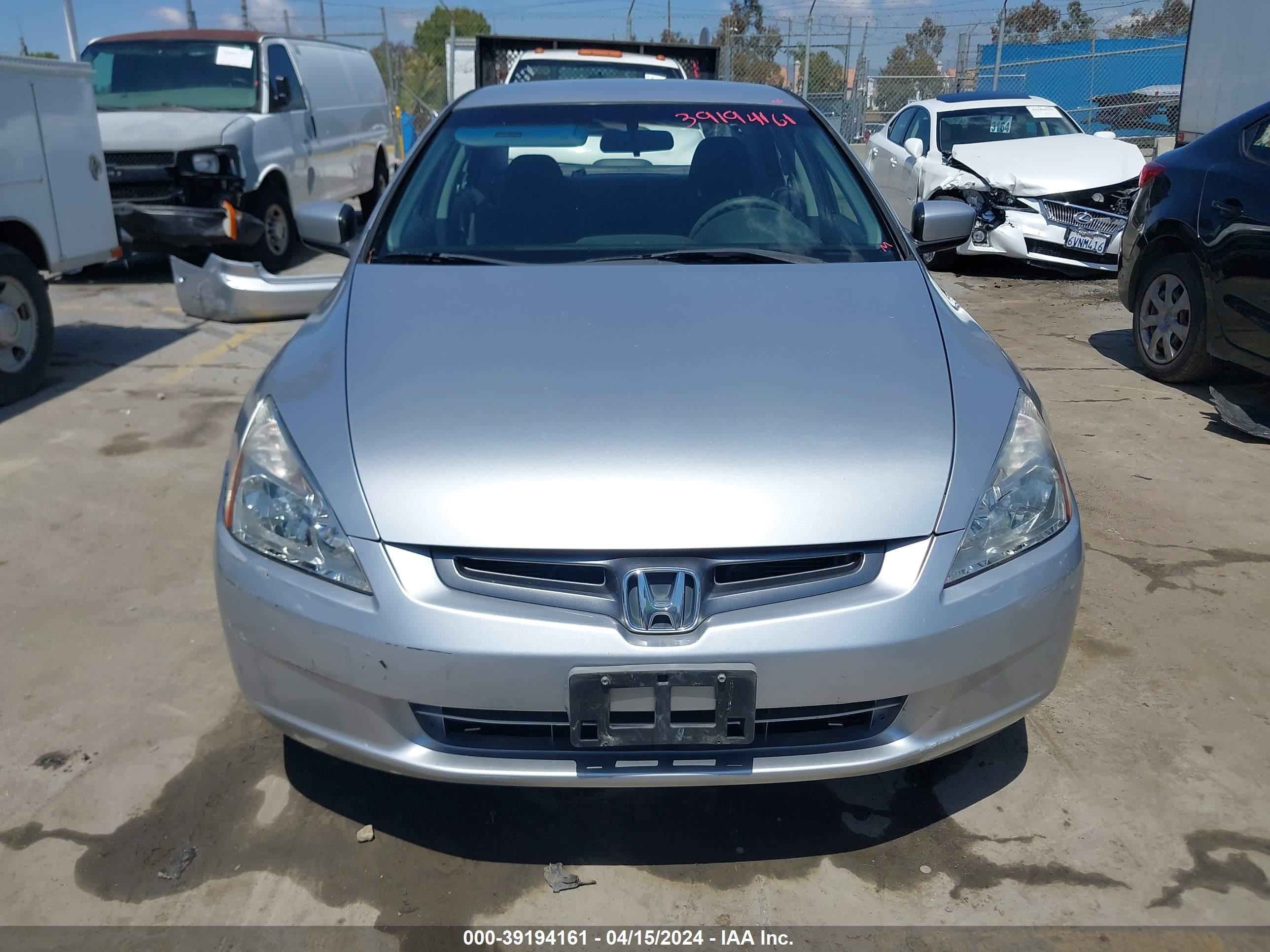 Photo 12 VIN: JHMCM56354C030307 - HONDA ACCORD 