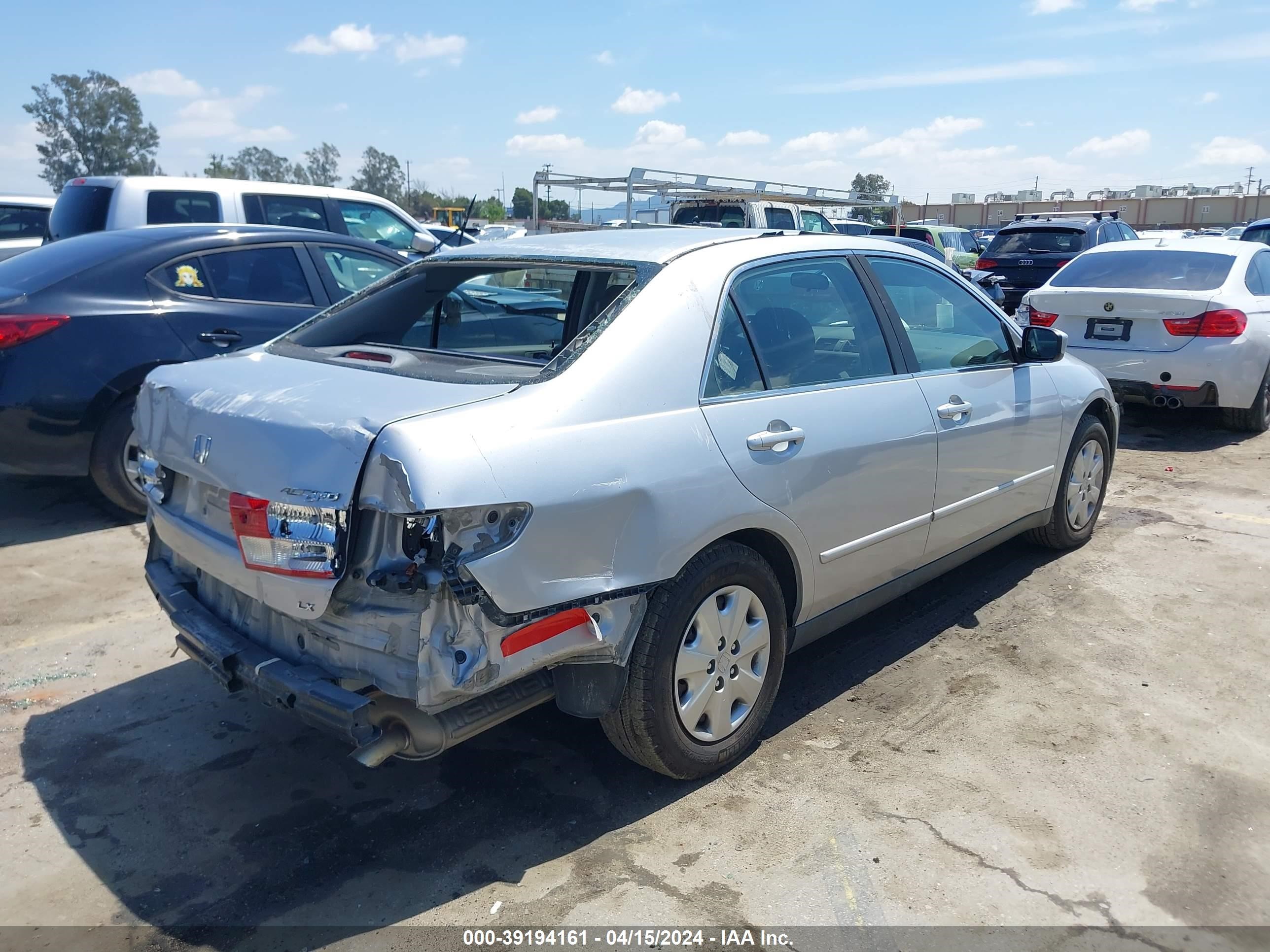 Photo 3 VIN: JHMCM56354C030307 - HONDA ACCORD 