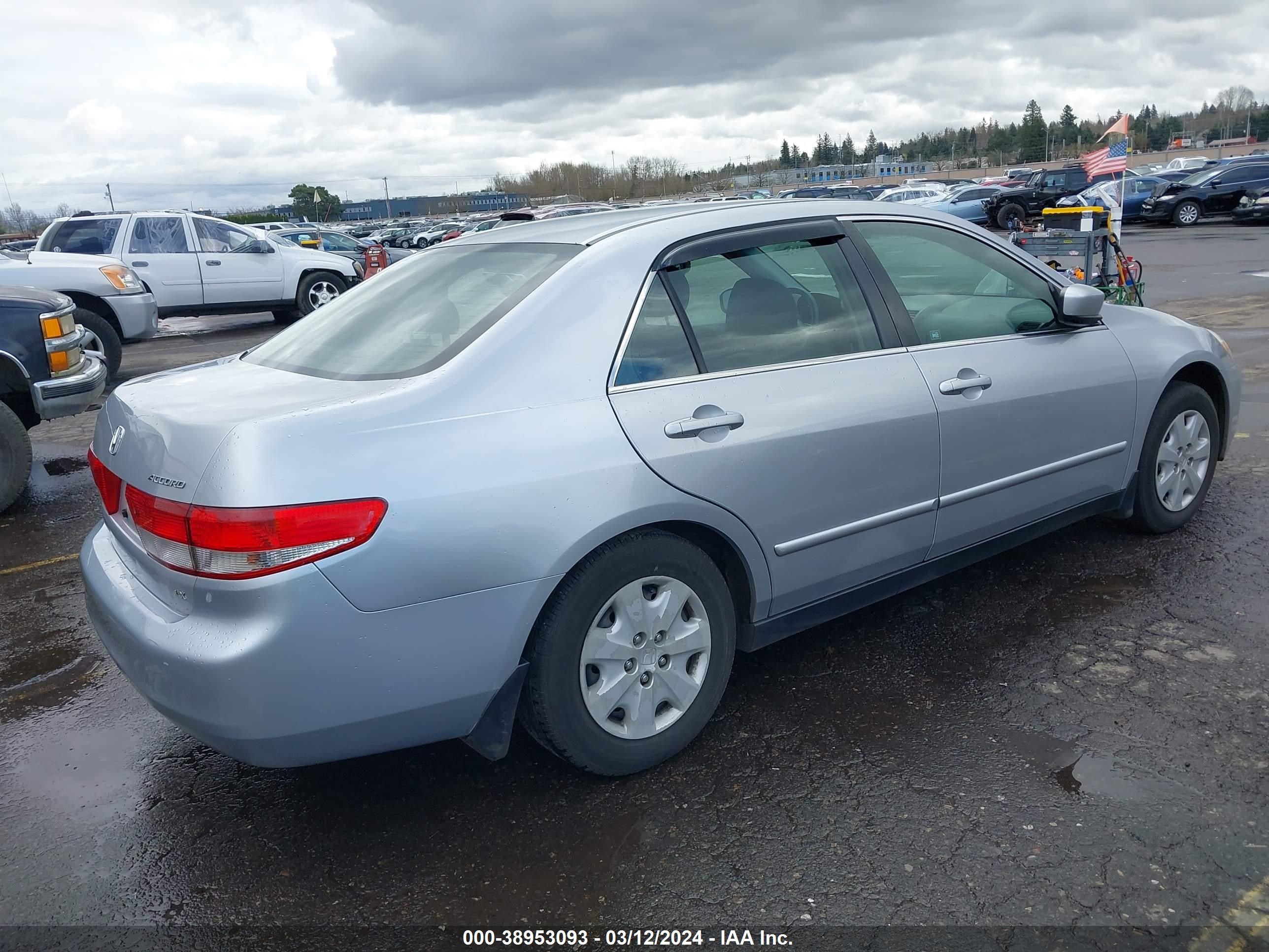 Photo 3 VIN: JHMCM56363C049527 - HONDA ACCORD 